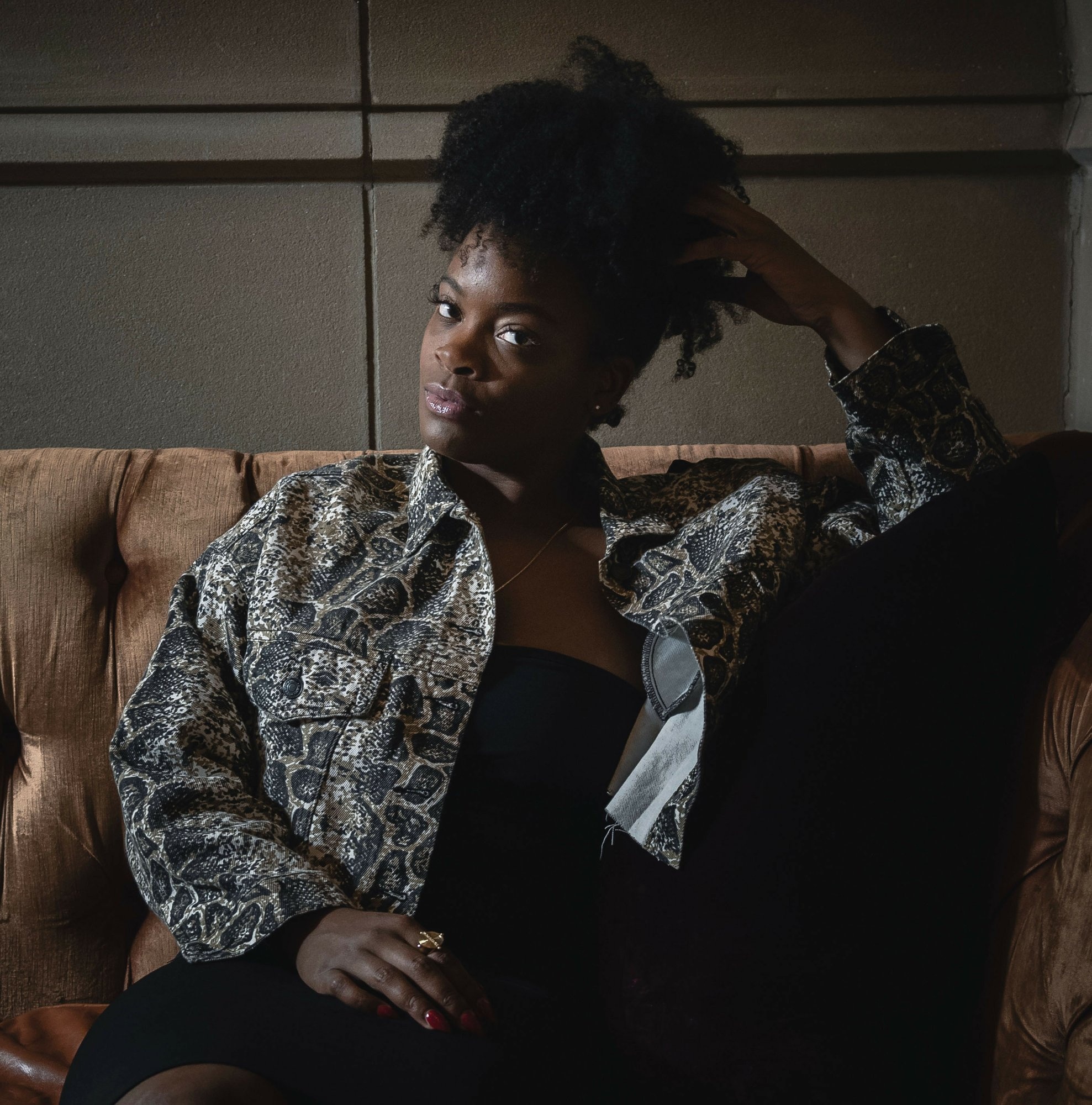 Ari Lennox Music, Voice as Smooth as Shea Butter, 1980x2000 HD Phone