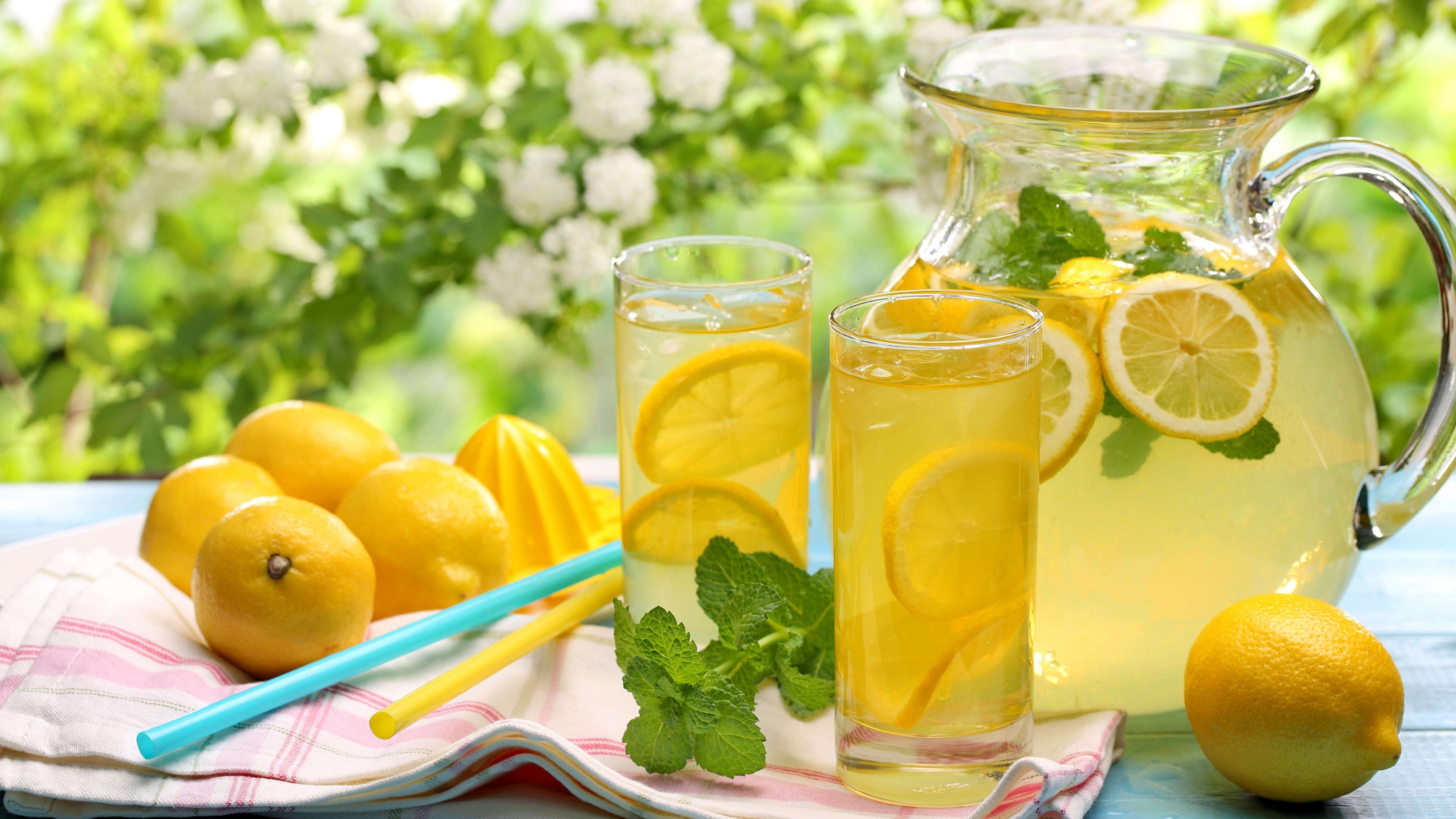 Refreshing summer treat, Lemonade wallpaper, Fruity and icy, Sweet and tangy, 3840x2160 4K Desktop