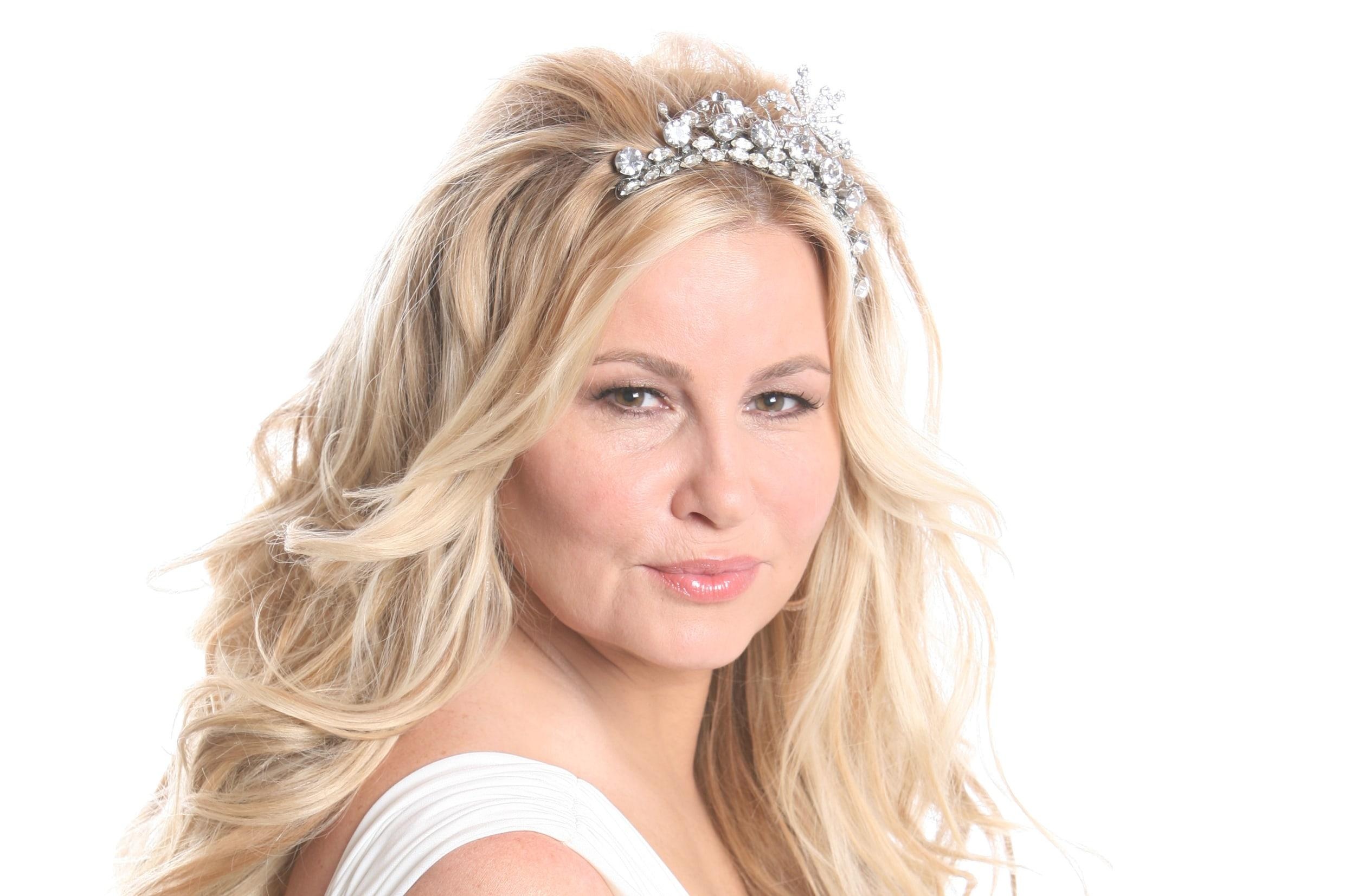 Jennifer Coolidge, Stifler's Mom, 2490x1660 HD Desktop