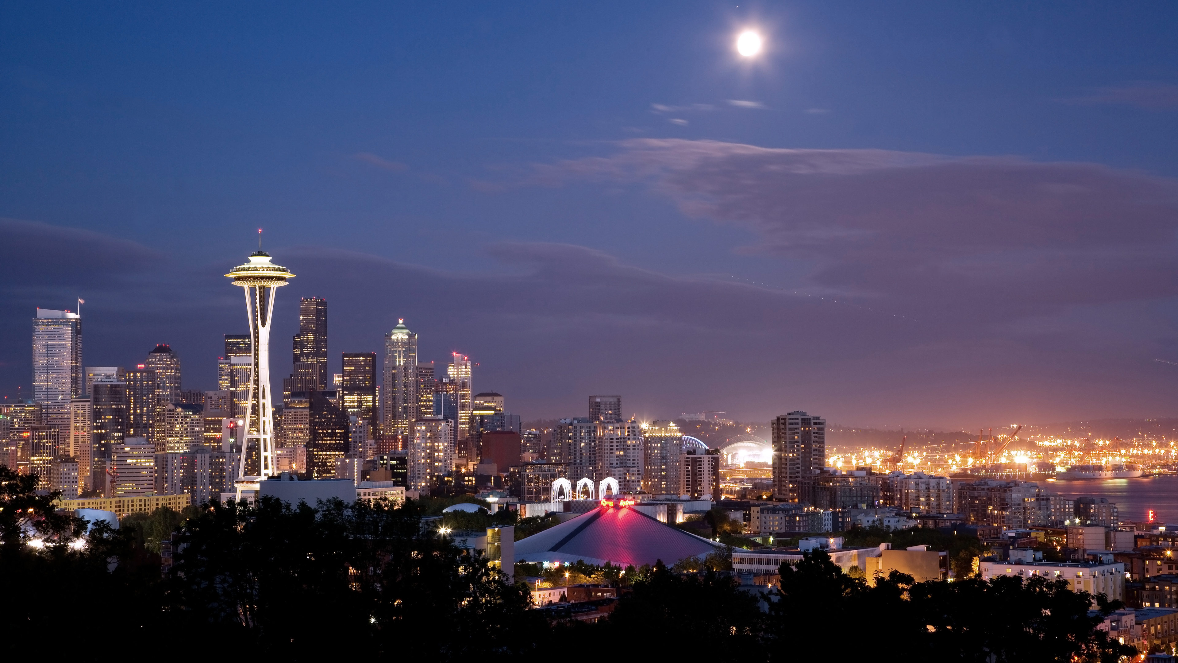 Space Needle panorama, Seattle wallpaper, 3840x2160 4K Desktop