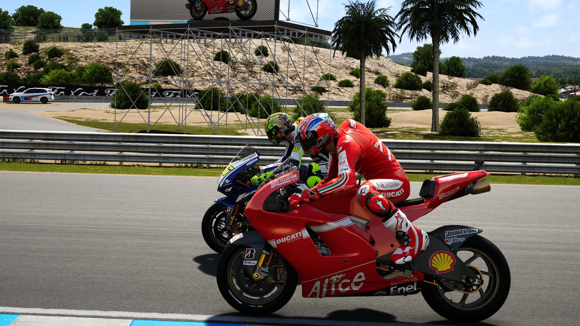 Ducati Desmosedici GP8, Yamaha YZR-M1, MotoGP 22 video game, HD Desktop wallpaper