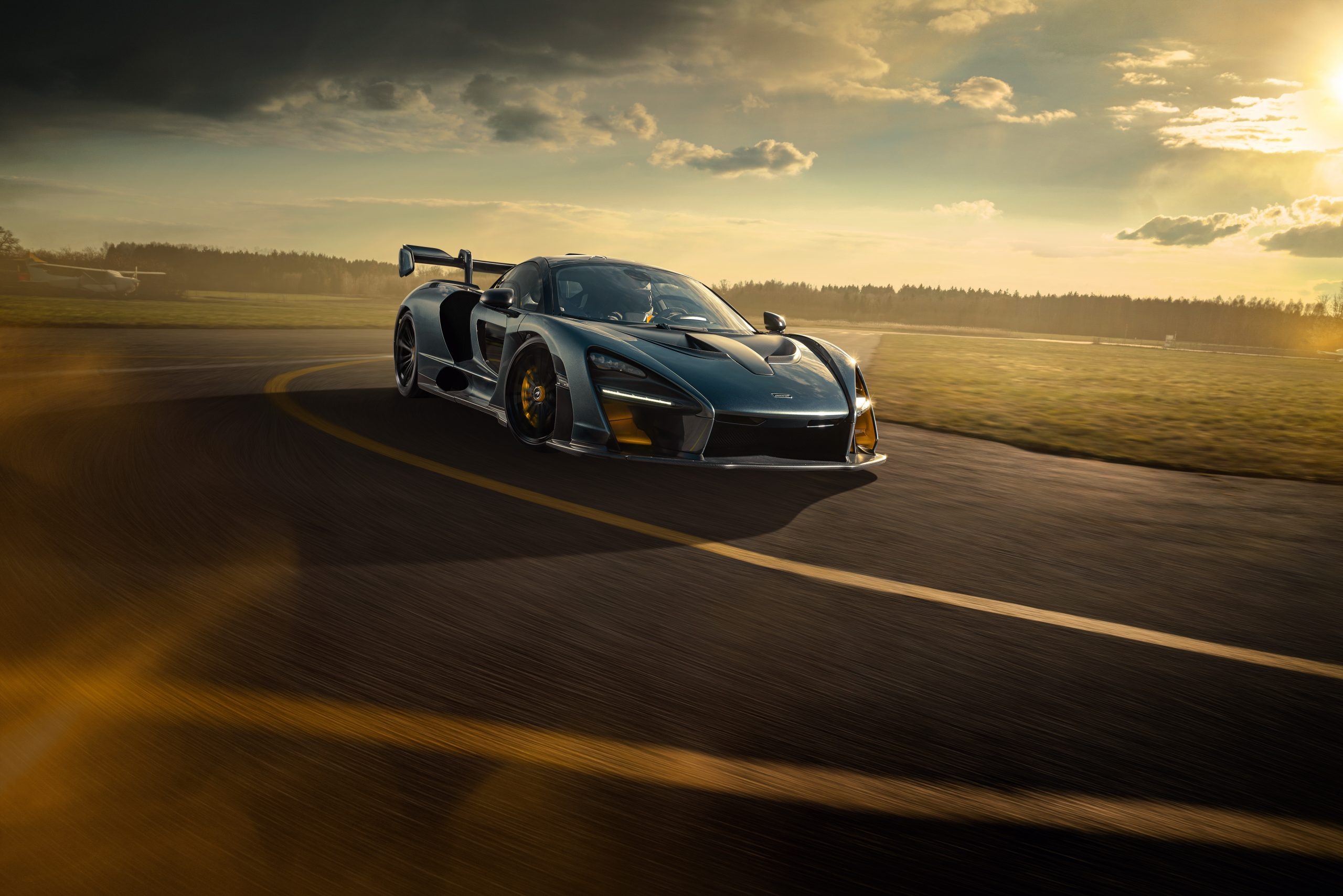 McLaren Senna, Auto perfection, McLaren's masterpiece, Track-ready performance, 2560x1710 HD Desktop