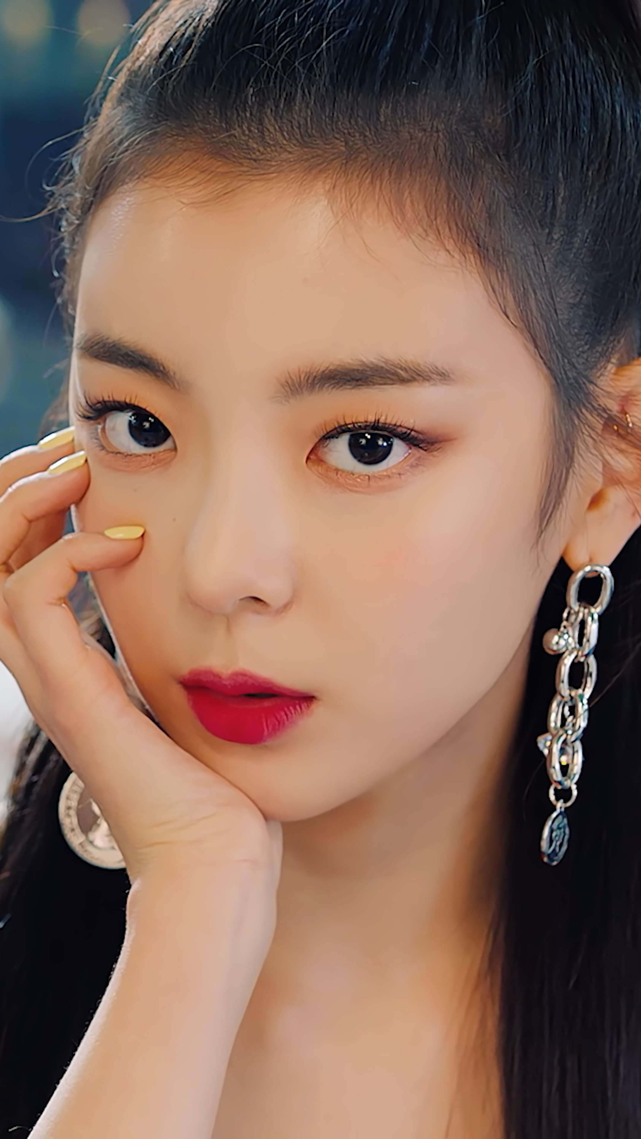 Lia wallpaper, ITZY member, Captivating image, K-pop beauty, 2160x3840 4K Phone