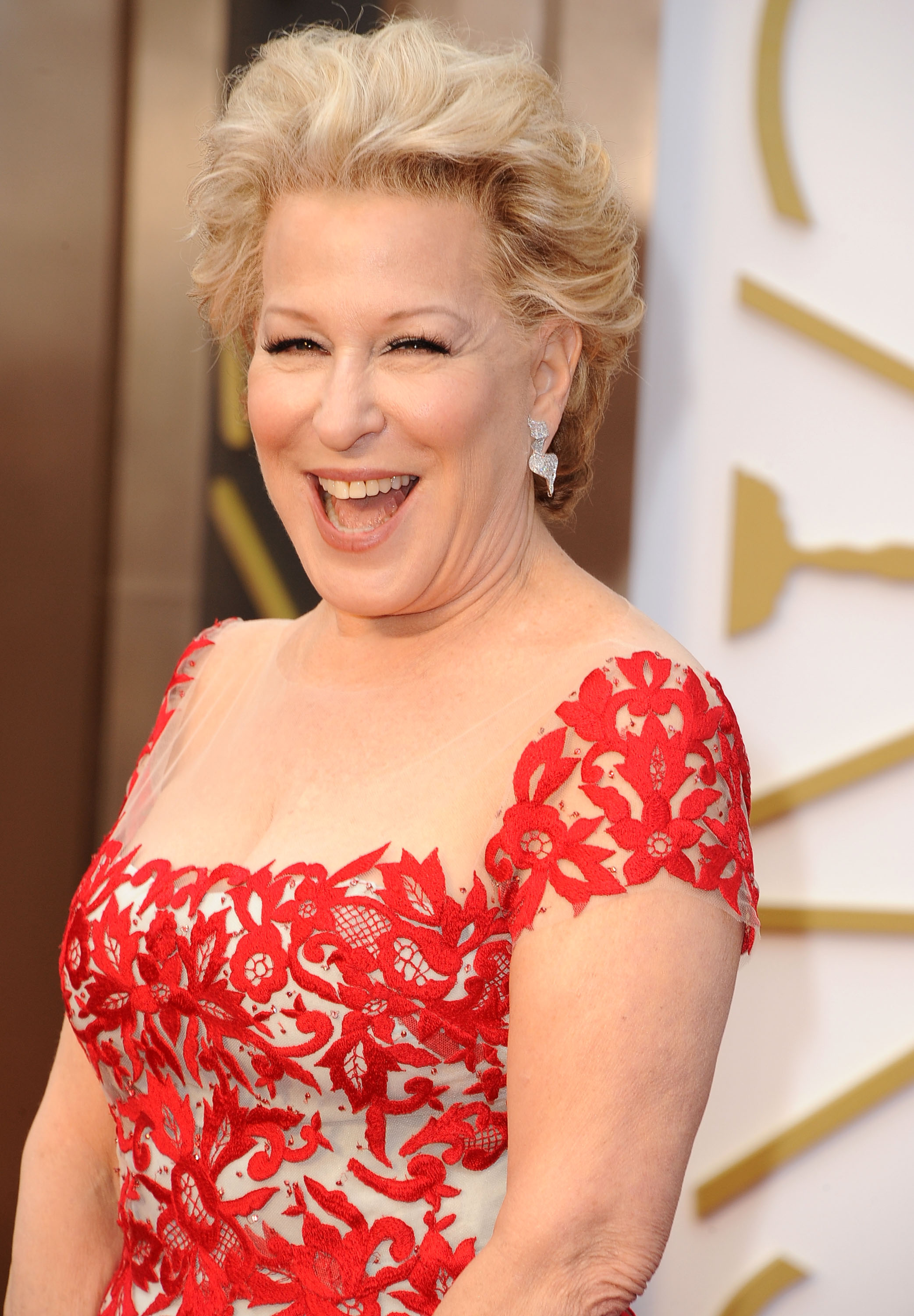 Bette Midler, Capitol riot, GOP, 2090x3000 HD Phone