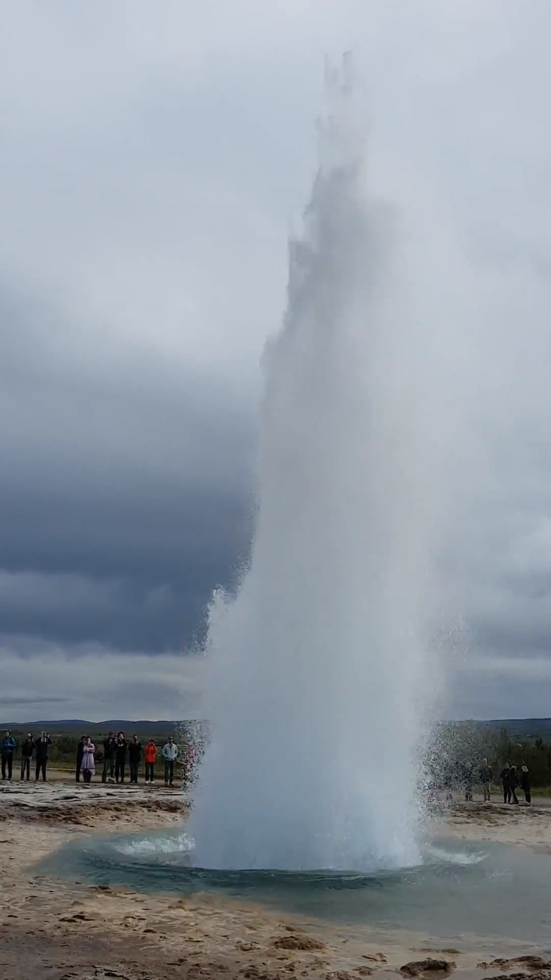 Island with kids, Tagesausflge ab Reykjavk, Island, Reiseziele, 1080x1920 Full HD Phone