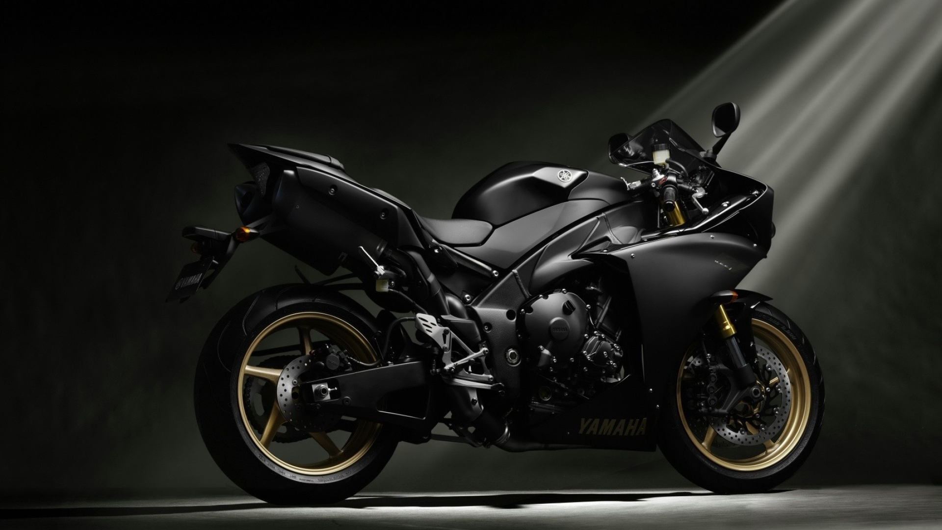 Yamaha r1 matt black on sale