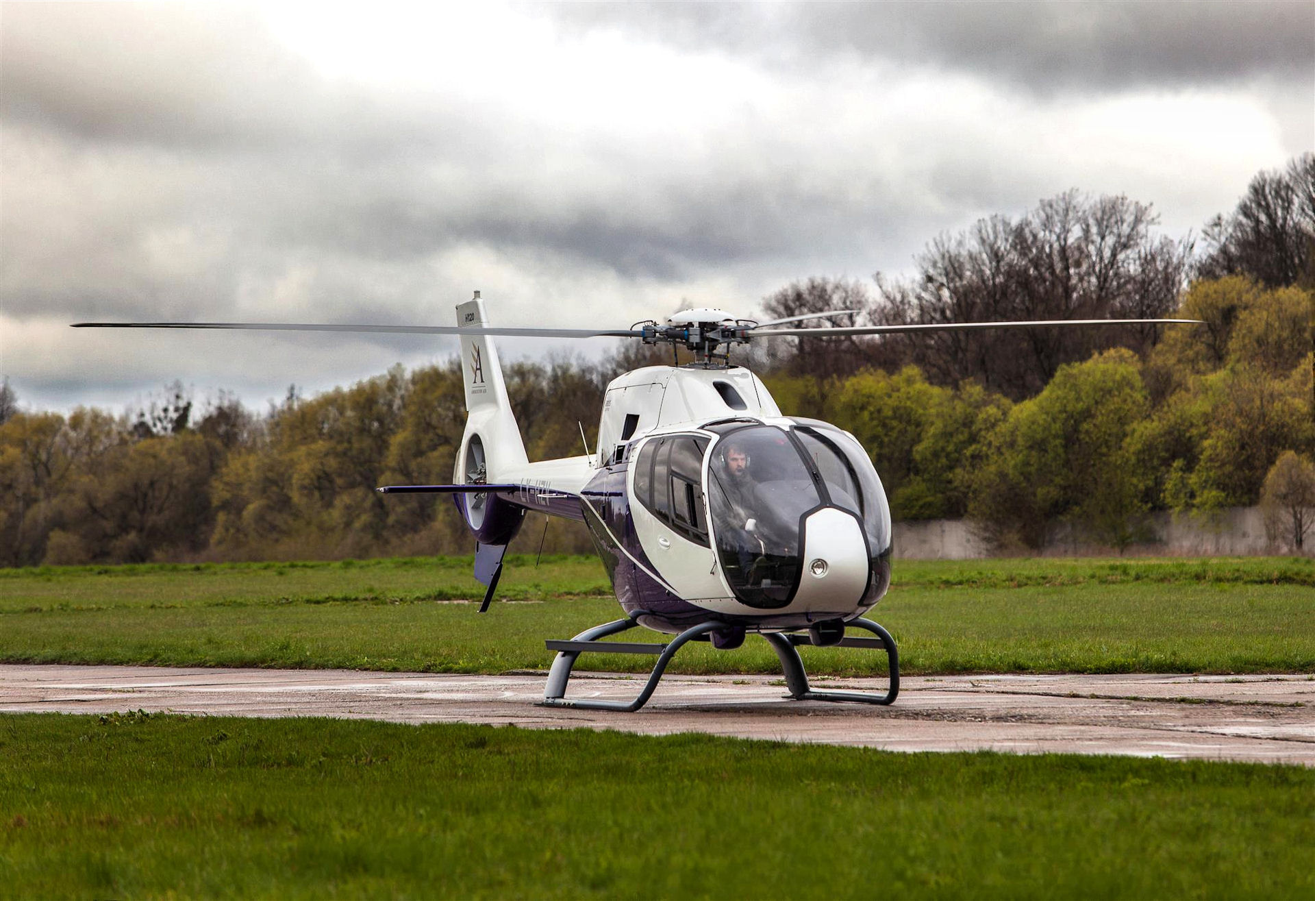 Eurocopter EC120, Helicopter wallpapers, Aircraft sales center, 1920x1320 HD Desktop