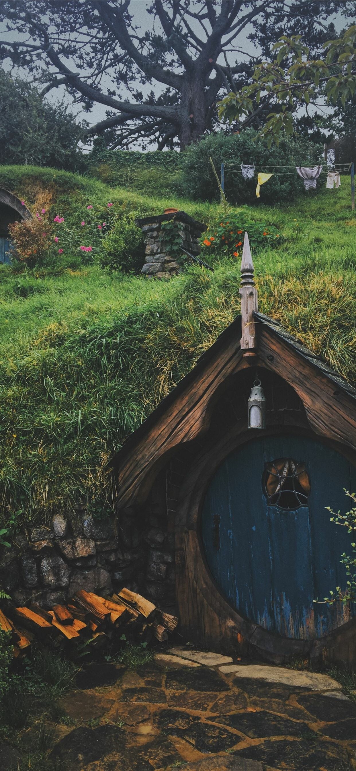 Hobbit house, iPhone X wallpapers, Free download, Cozy and quaint, 1250x2690 HD Phone