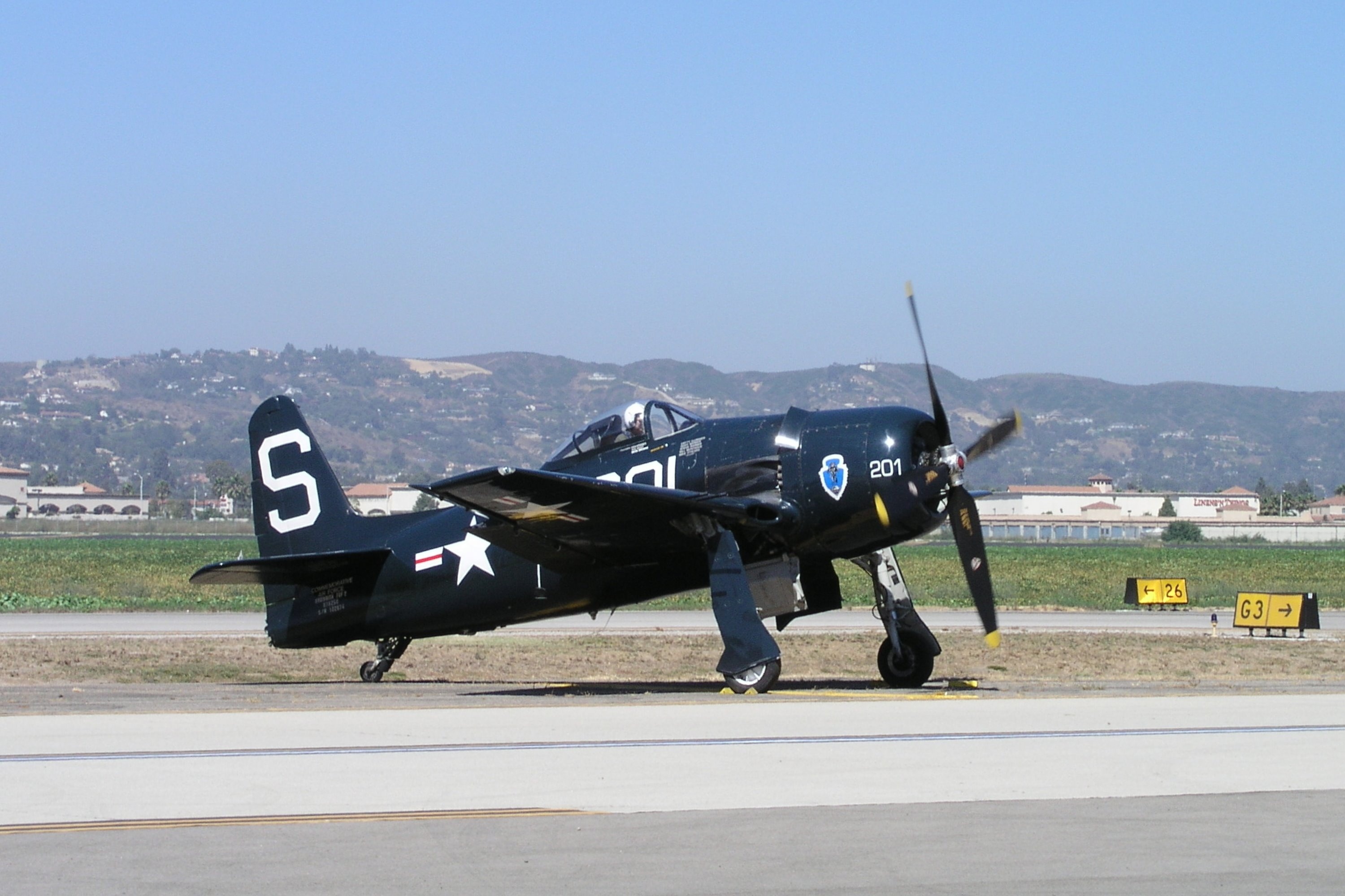 Grumman F8F-2 Bearcat, US Navy fighter, Skies dominance, 3000x2000 HD Desktop