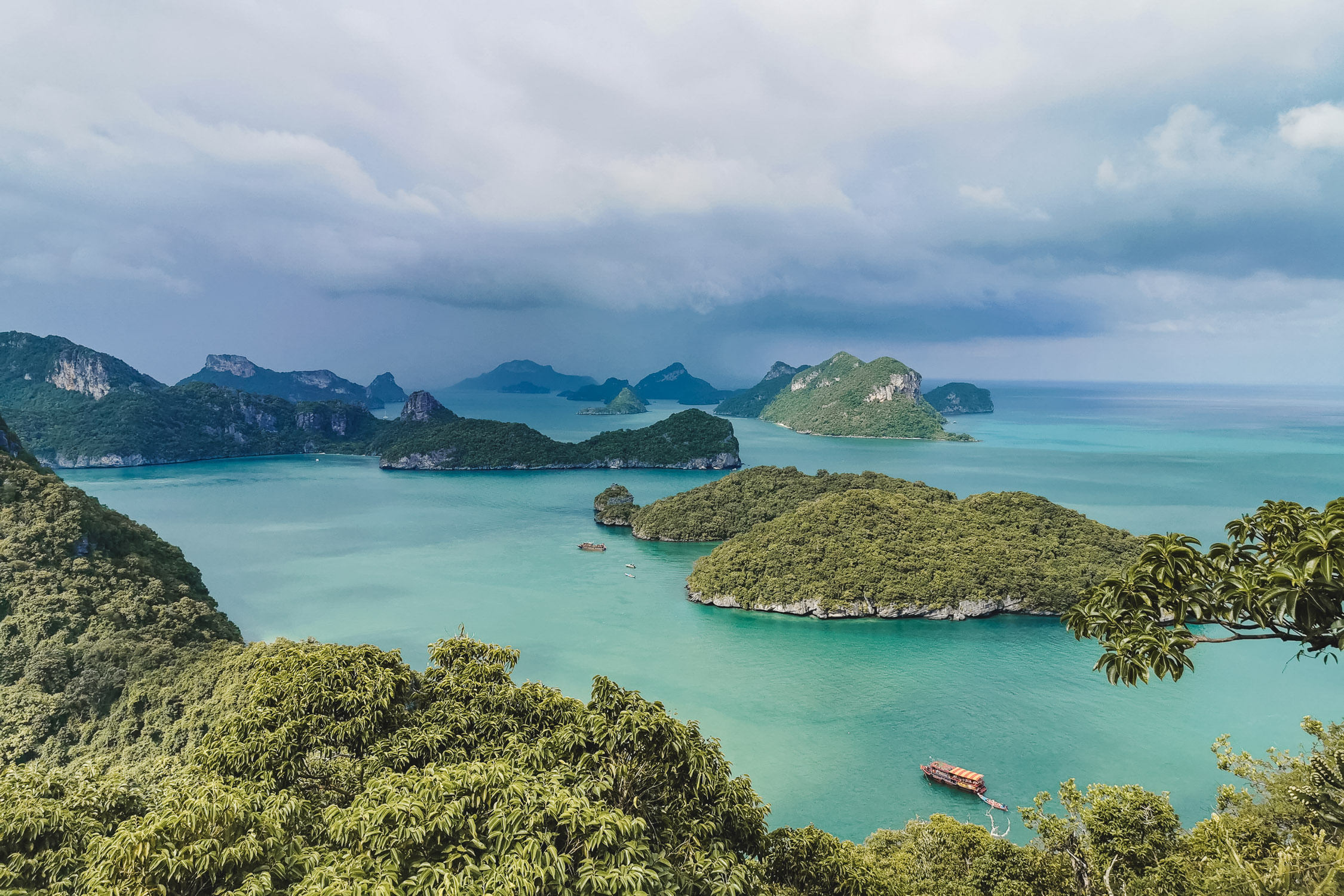 Koh Samui tips, Perfect vacation, Pineapple Road, Travel advice, 2250x1500 HD Desktop