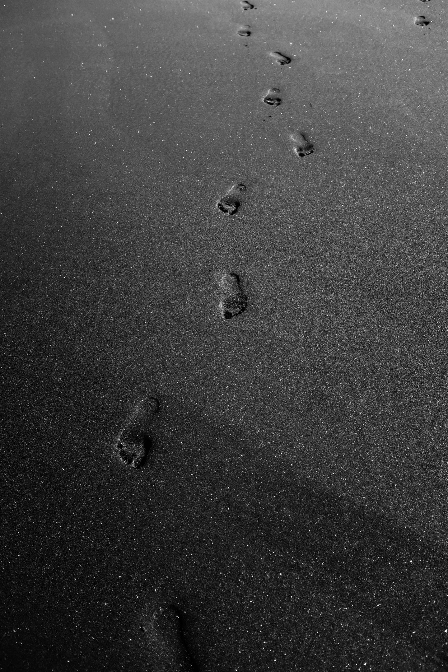 Footprints, Dark Wallpaper, 1440x2160 HD Phone