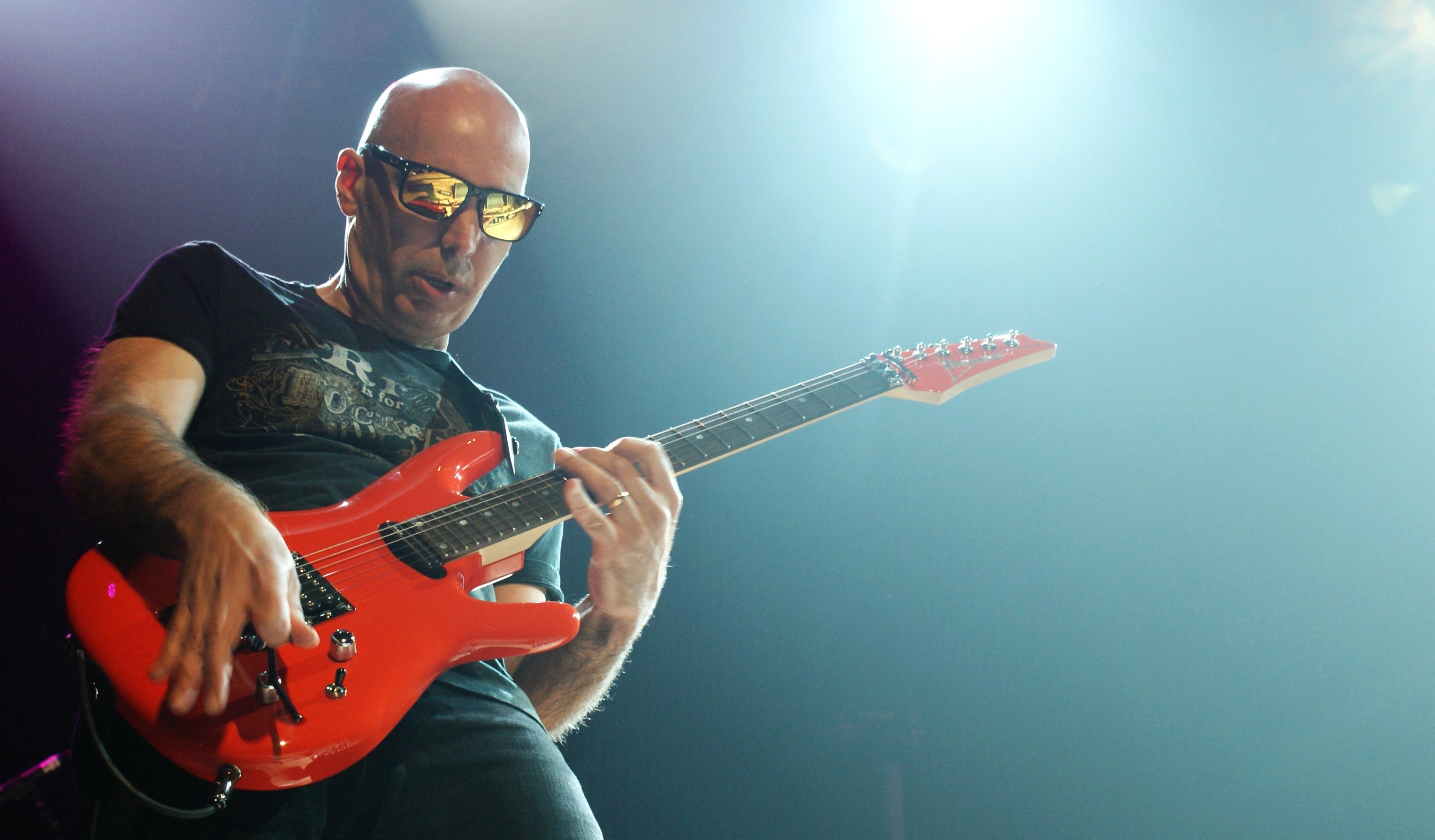 Joe Satriani, Instrumental rock, Hard heavy metal, Guitar concert, 3060x1800 HD Desktop