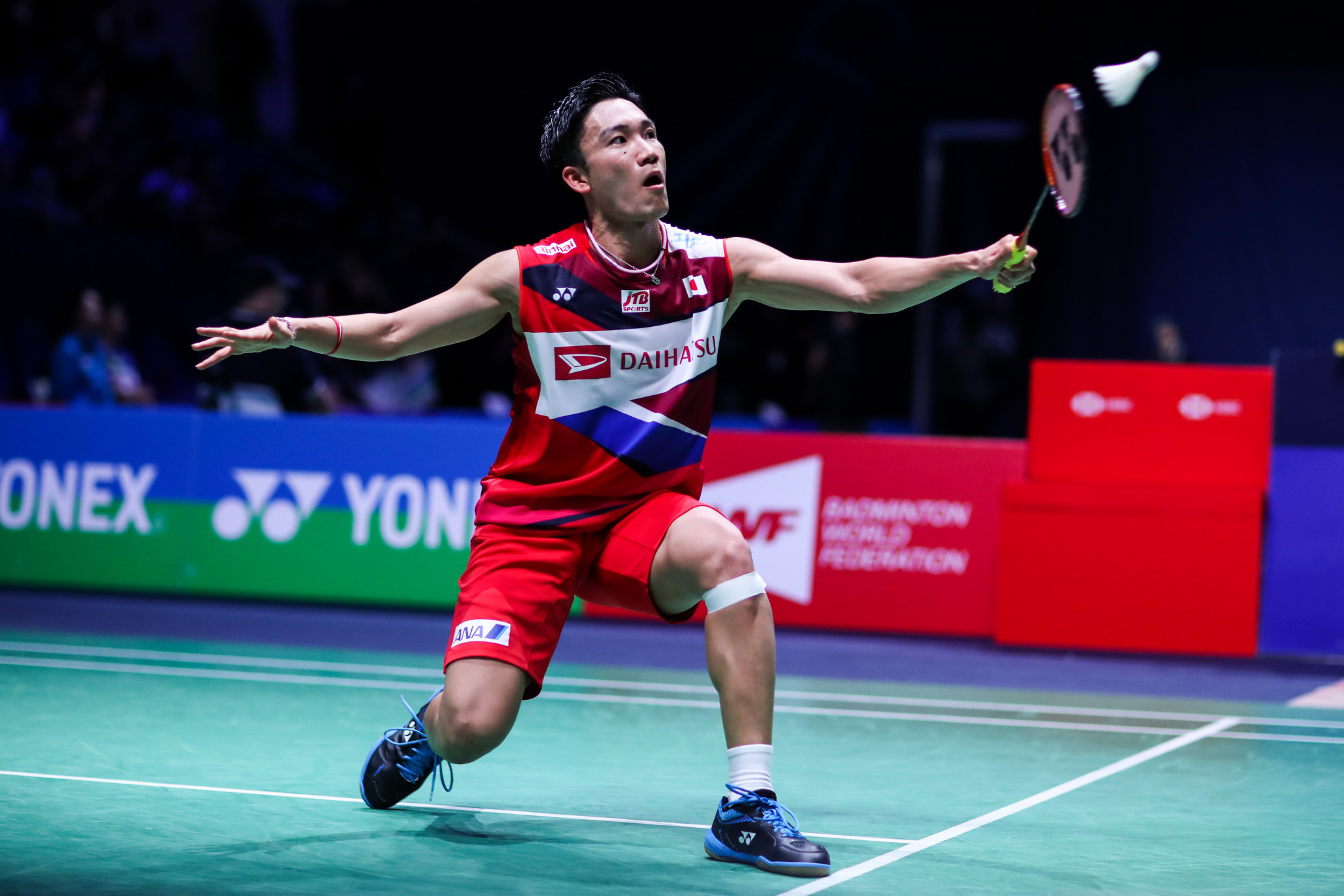 Kento Momota, Badminton world champion, COVID-19 positive, 2050x1370 HD Desktop