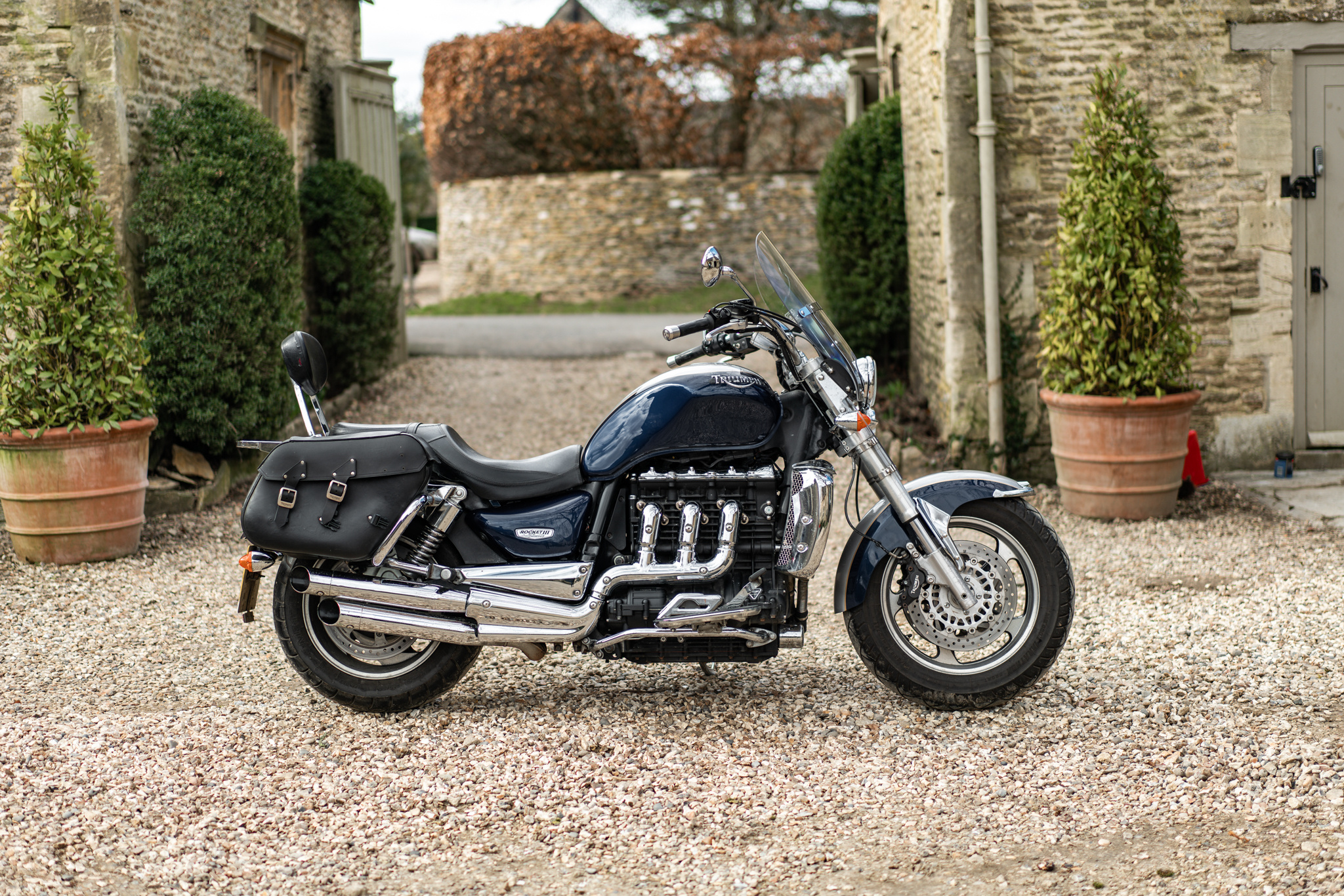 Triumph Rocket III, Powerful touring bike, Unforgettable road trips, Uncompromising comfort, 2050x1370 HD Desktop