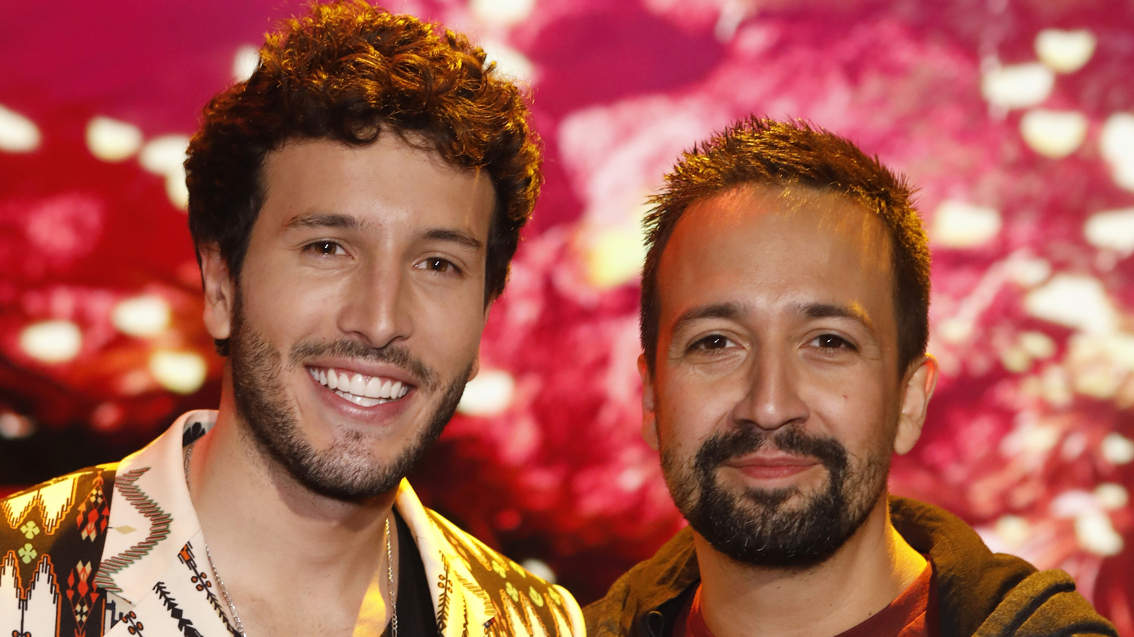 Sebastian Yatra, Lin Manuel Miranda, Oscar performance, Telemundo 52, 2270x1280 HD Desktop