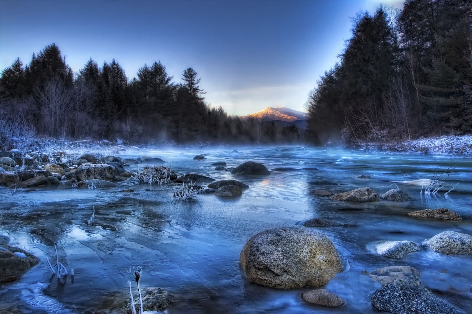 Mackenzie River, Oregon, Nature wallpapers, Scenic beauty, 1920x1280 HD Desktop