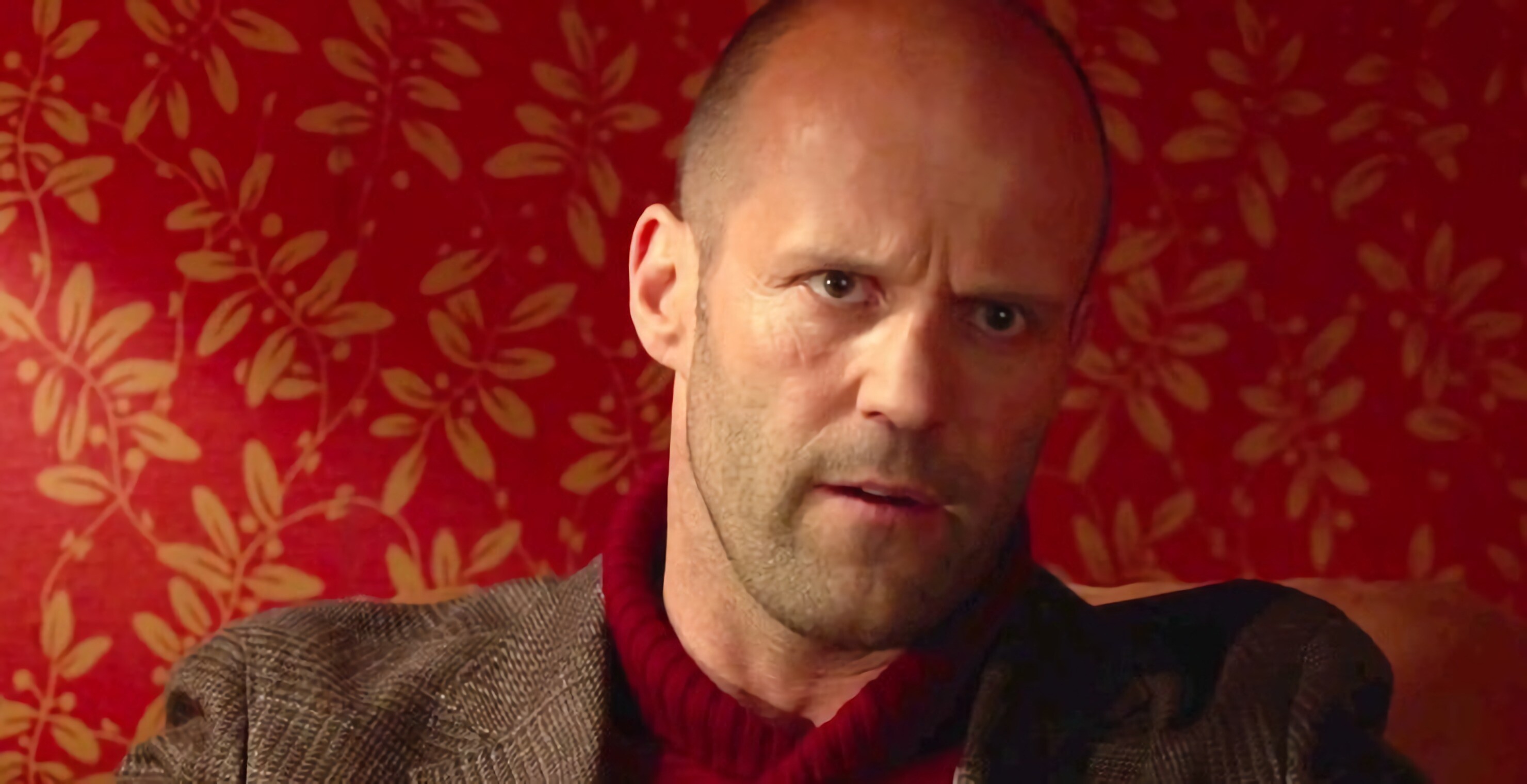 Jason Statham, Spy movies, High-octane action, British actor, 2960x1520 HD Desktop