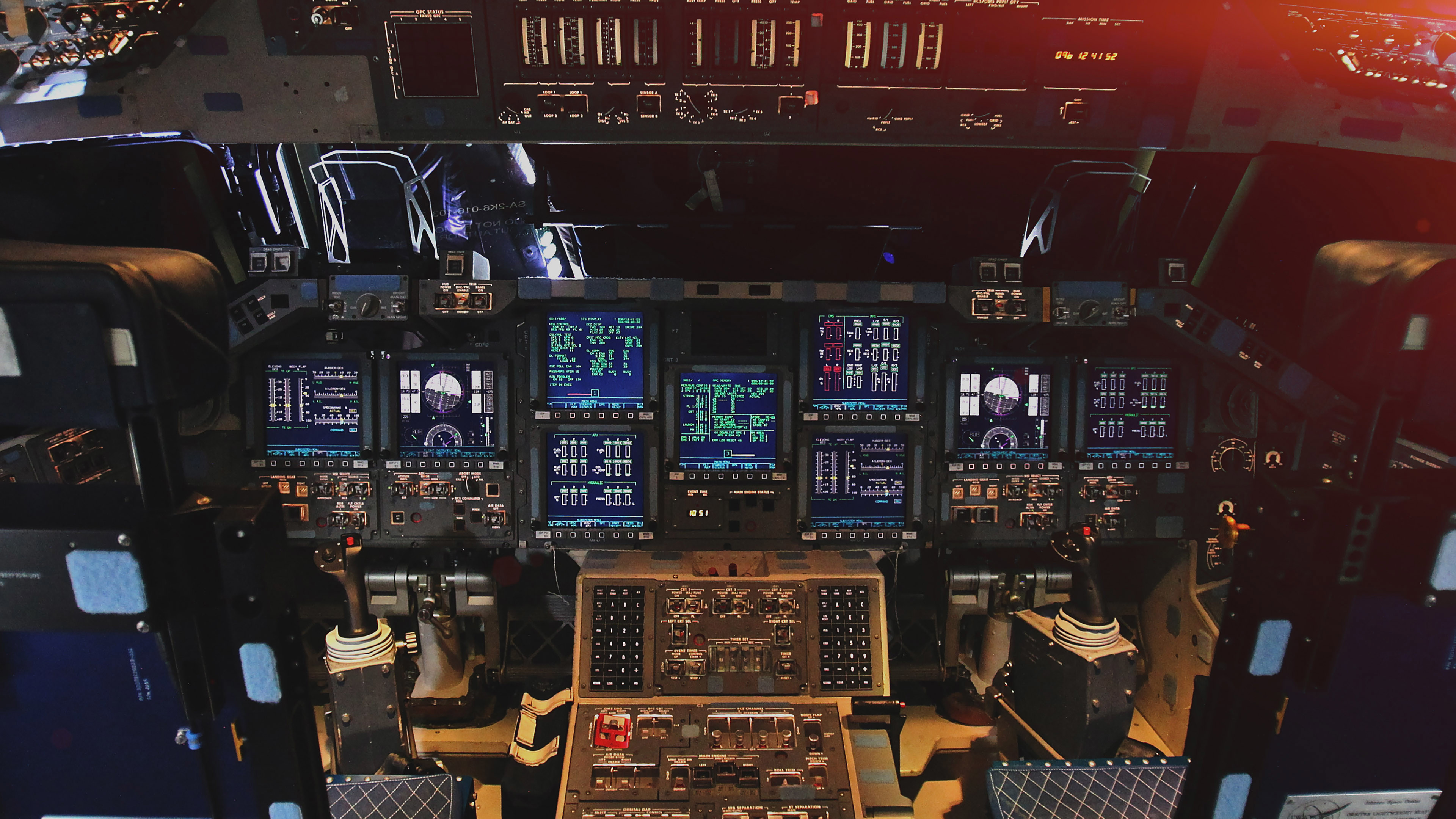 Cockpit, Inside a Spaceship Wallpaper, 3840x2160 4K Desktop