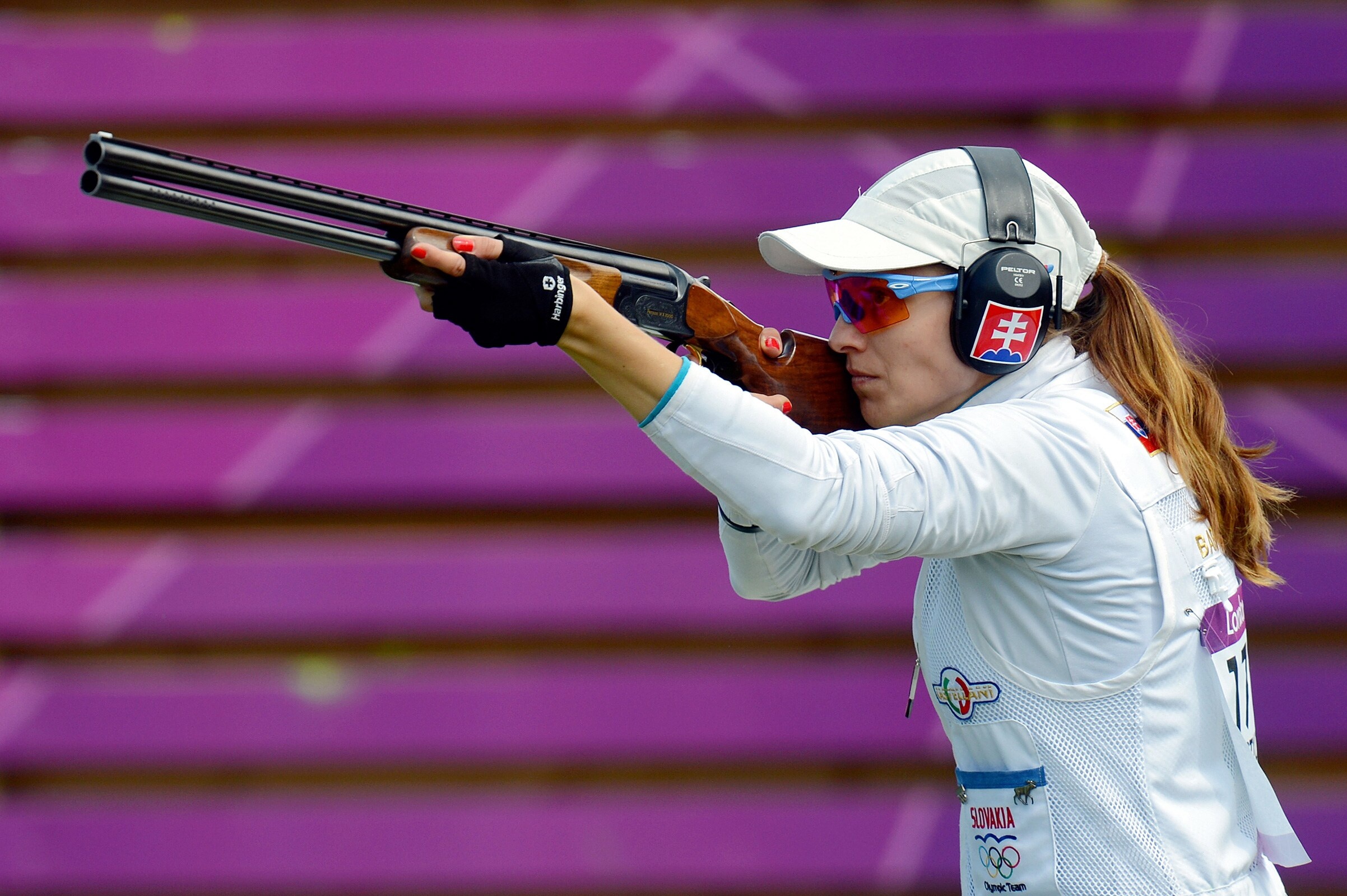 Skeet, 75 targets, Women Olympic shooting, 2410x1600 HD Desktop