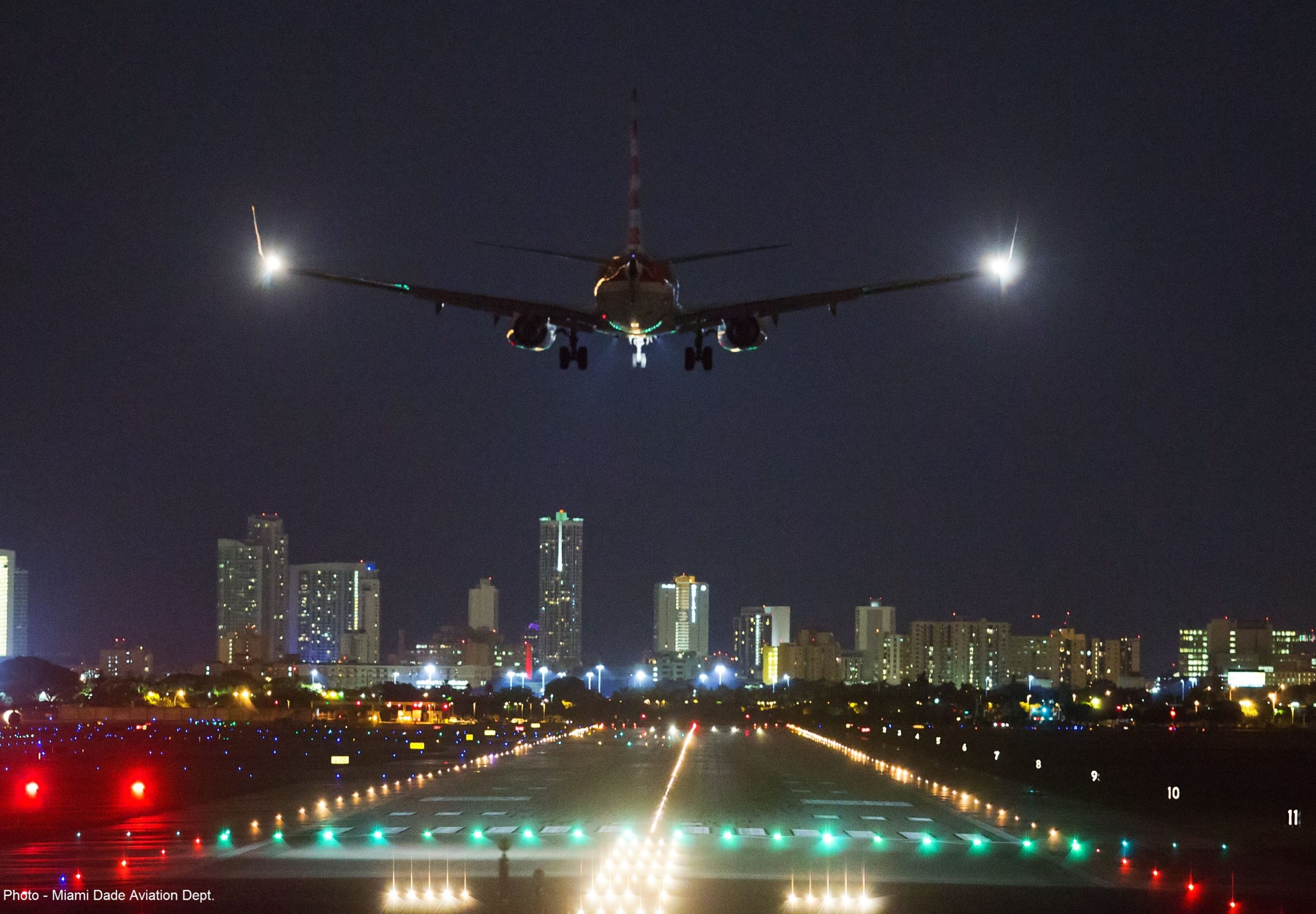 Miami International Airport, Qognify security system, World-class safety, Airport protection, 2560x1780 HD Desktop