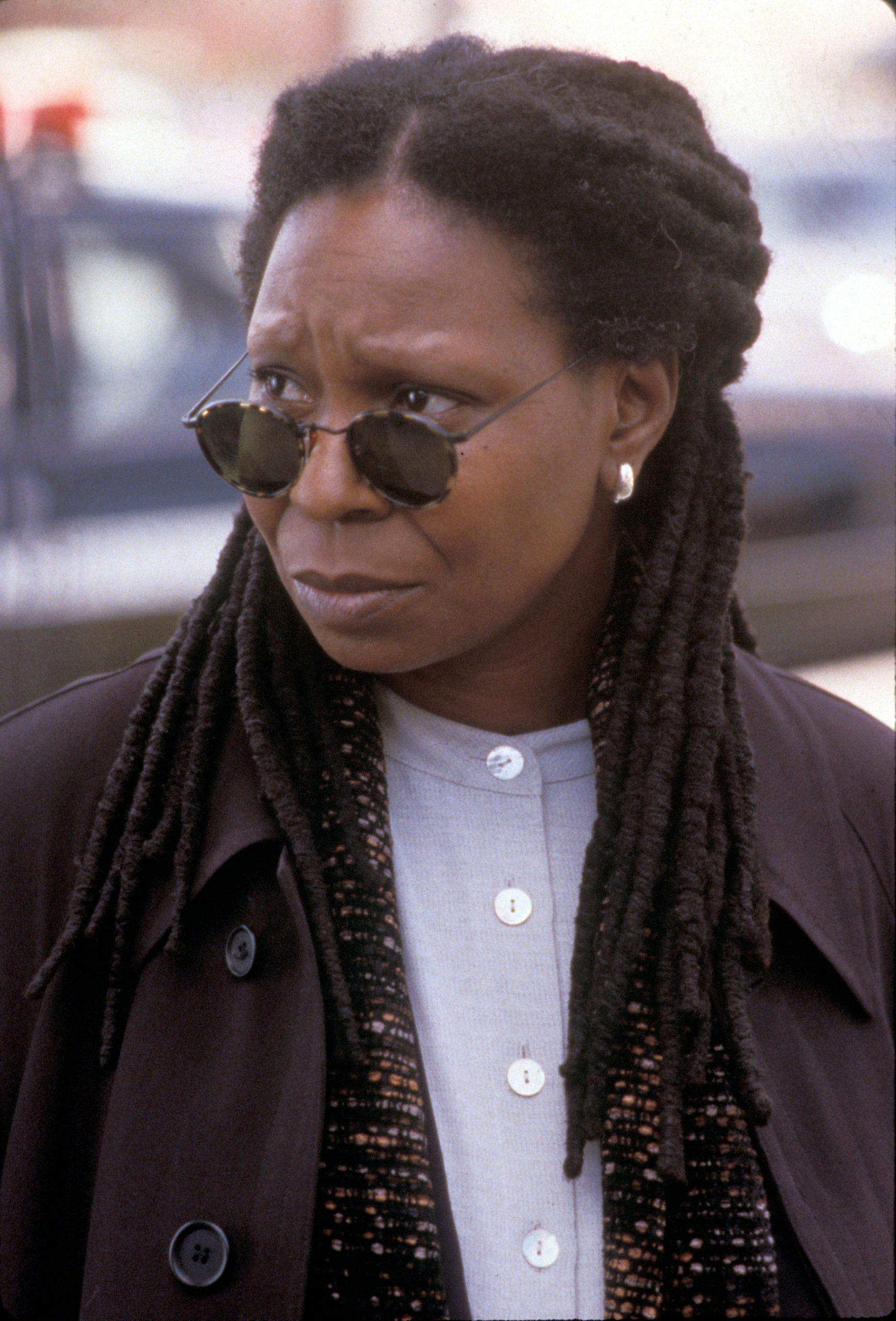 Whoopi Goldberg, The Deep End of the Ocean, Emotional drama, Powerful performance, 1740x2560 HD Phone