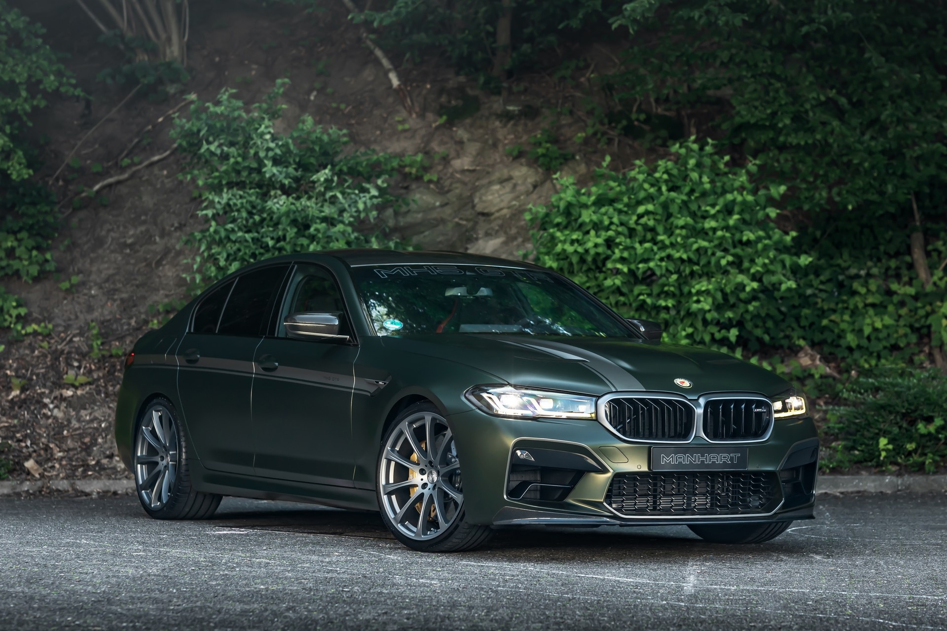 Manhart MH5 GTR, MANHART front plate, matte dark green paint, HD Desktop wallpaper