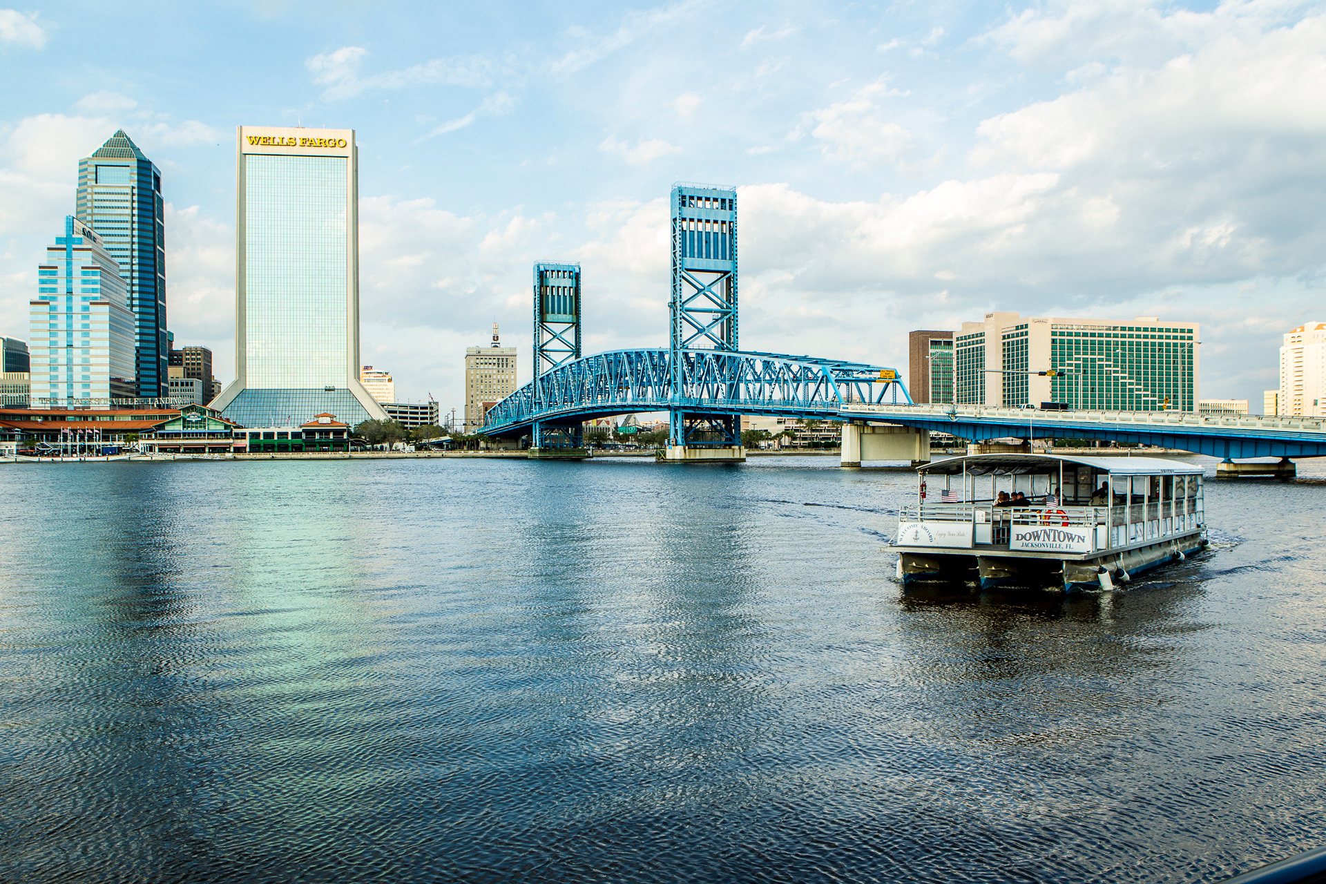 Parking and transit, Downtown Jacksonville, Convenient transportation, Easy access, 1920x1280 HD Desktop