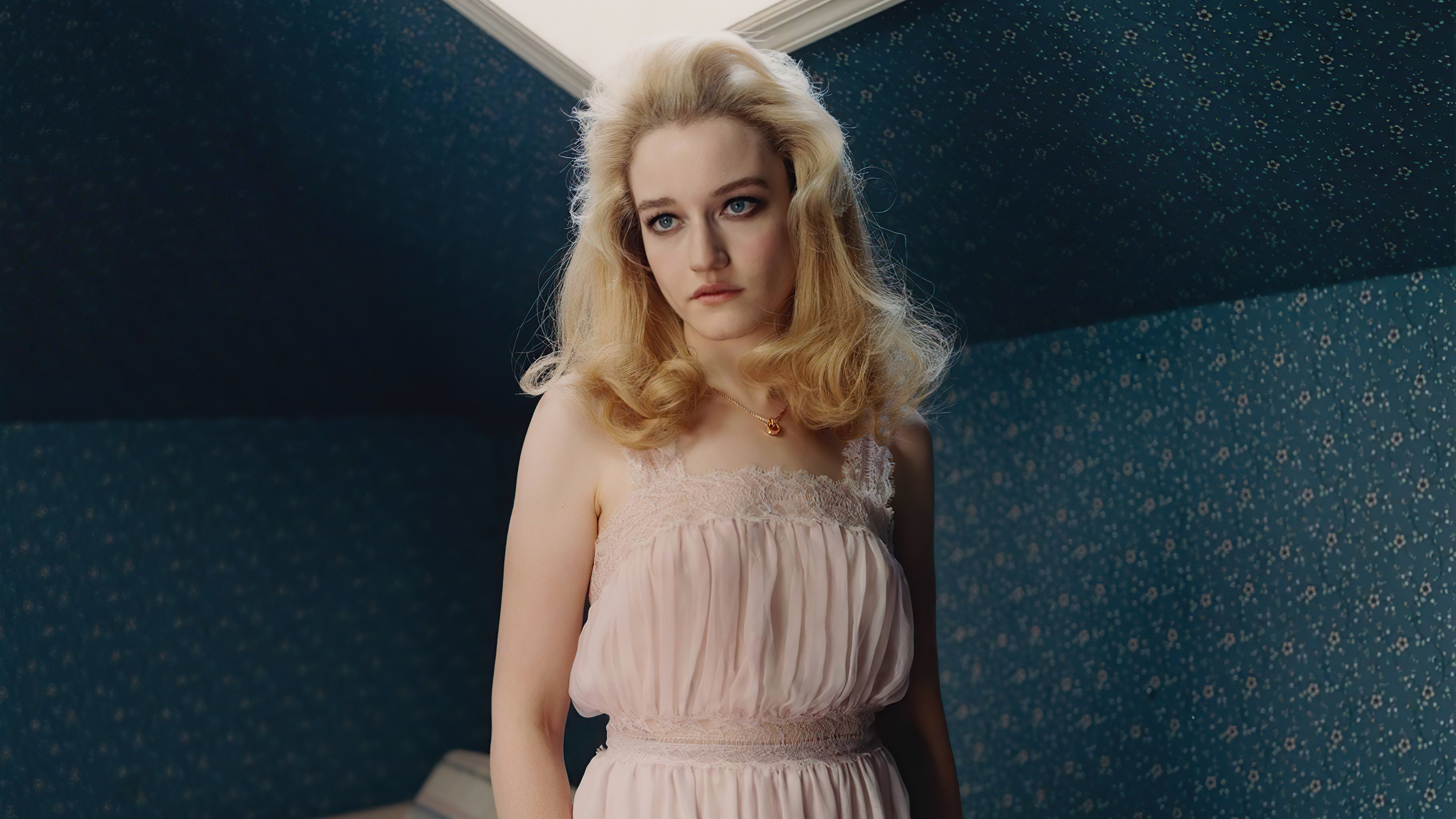 Julia Garner, W Magazine photoshoot, Laptop background, 4K resolution, 3840x2160 4K Desktop