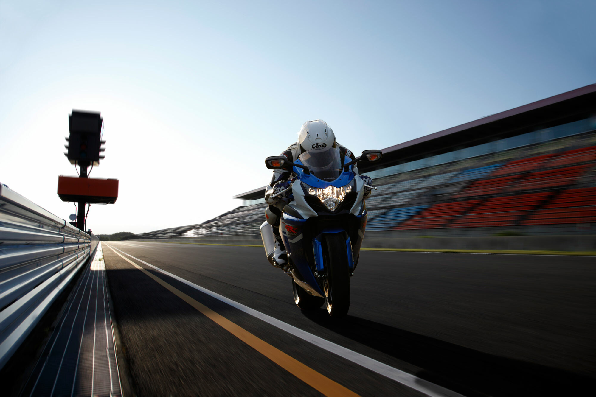 2012 Suzuki GSX-R1000, Race racing, 2000x1340 HD Desktop