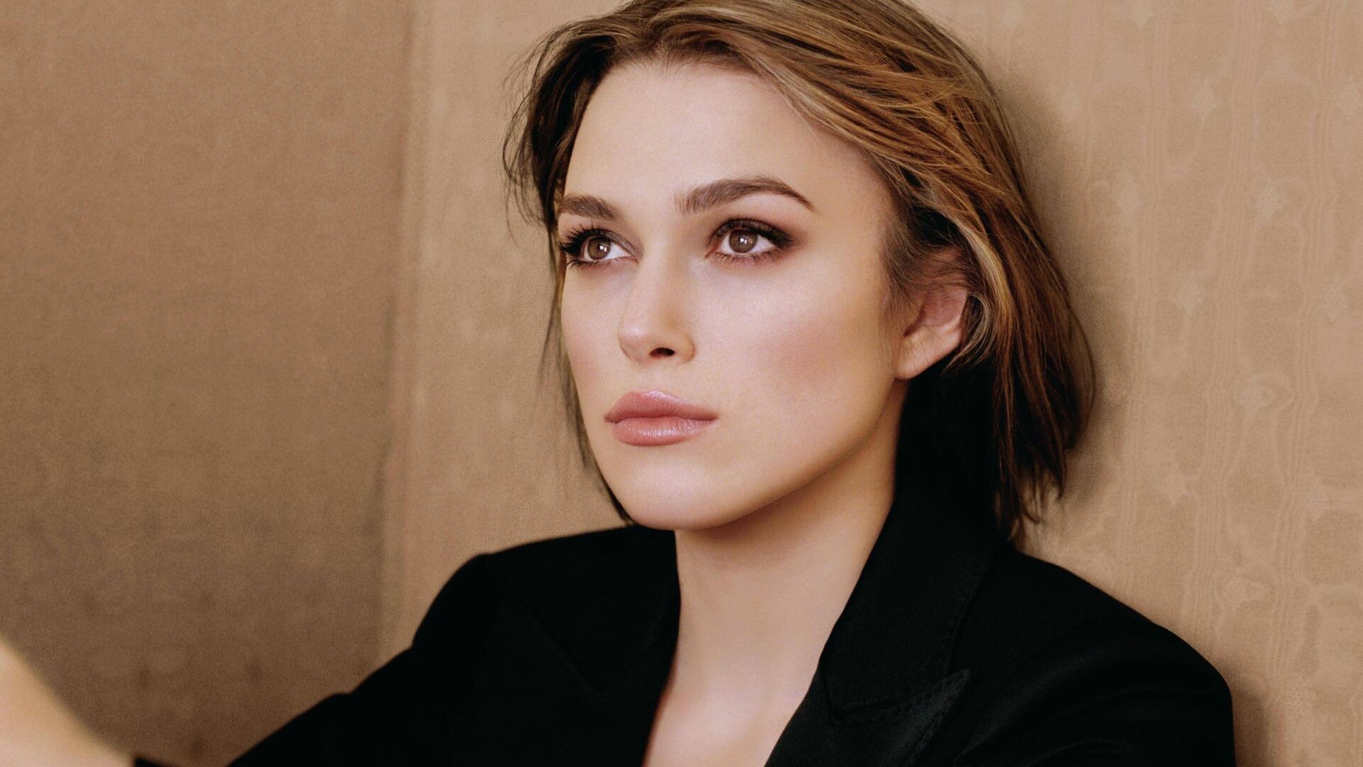 Keira Knightley, Pretty actress, Short hair, Wallpaper, 1920x1080 Full HD Desktop