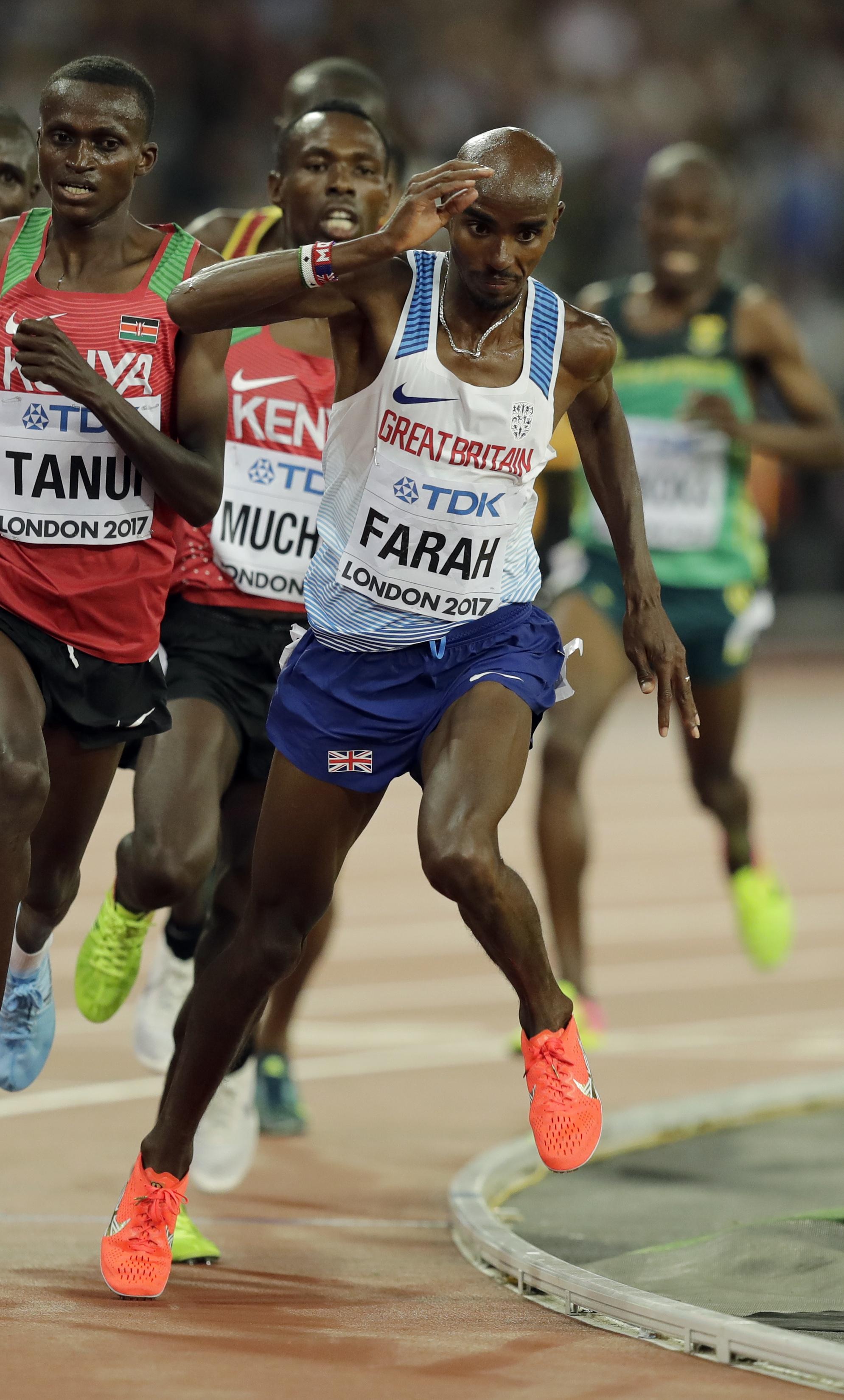 Paul Kipngetich Tanui, London 2017 victory, Thrilling finish, 1990x3300 HD Phone