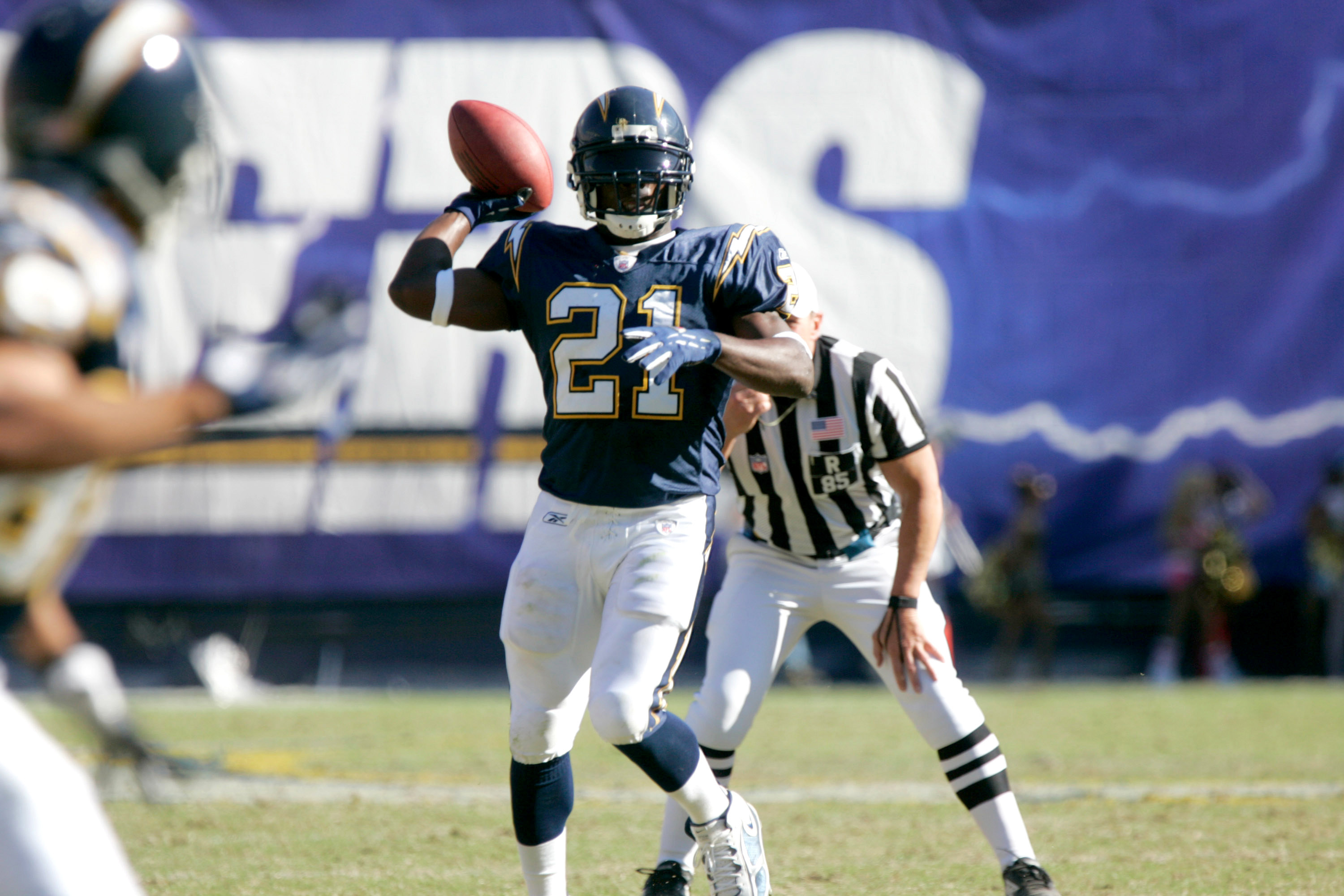 Qualcomm Stadium, LaDainian Tomlinson Wallpaper, 3000x2000 HD Desktop