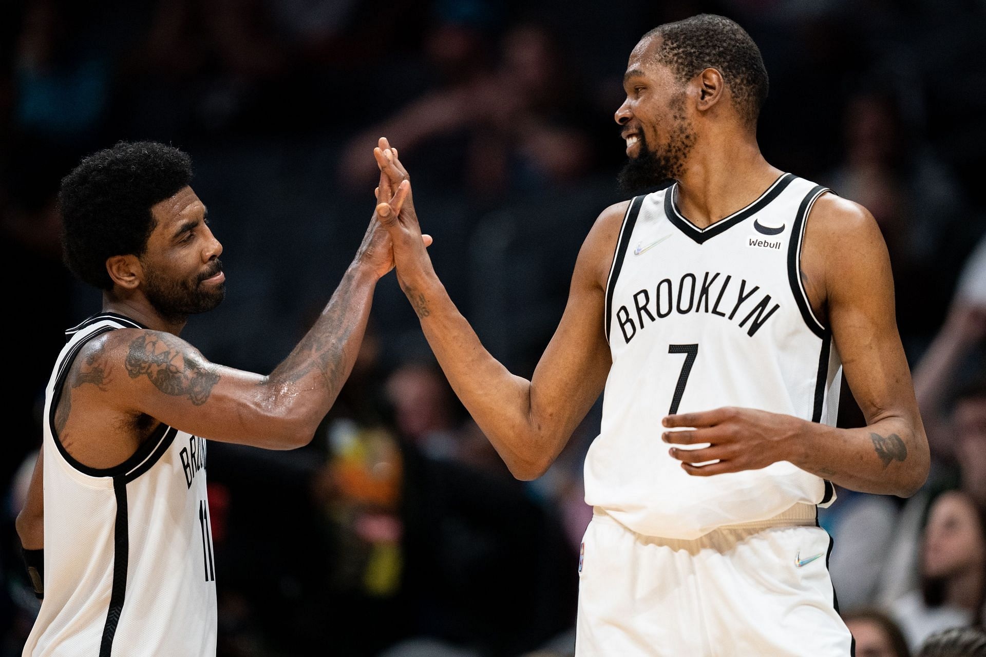 Brooklyn Nets, Kyrie Irving mocks, Infamous incident, Sports, 1920x1280 HD Desktop