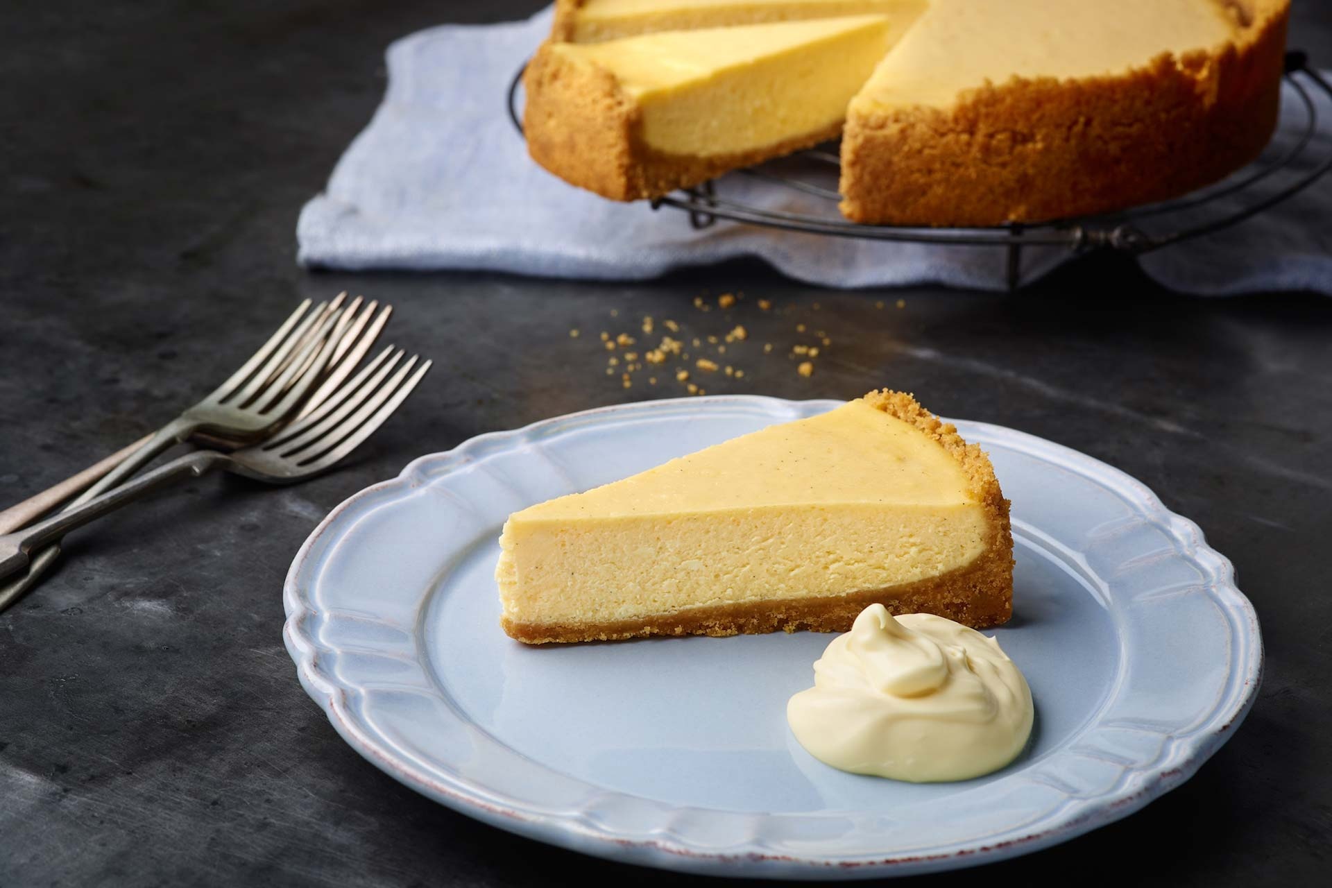 Classic nice cheesecake, Baked with love, Irresistibly creamy, Arnott's delight, 1920x1280 HD Desktop