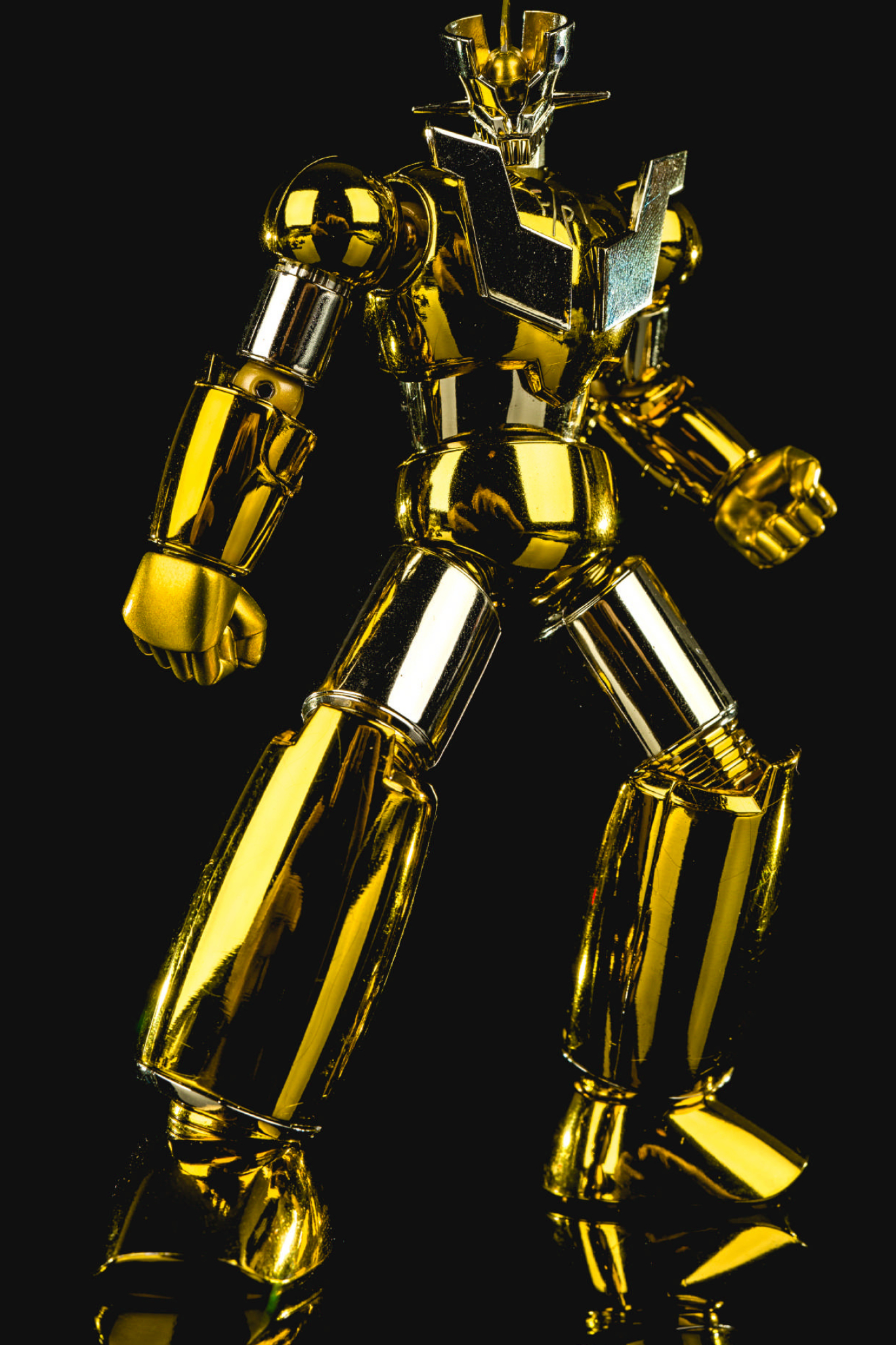 Mazinger Z, Gaming character, Gold version, Tamashii Nations, 1370x2050 HD Phone