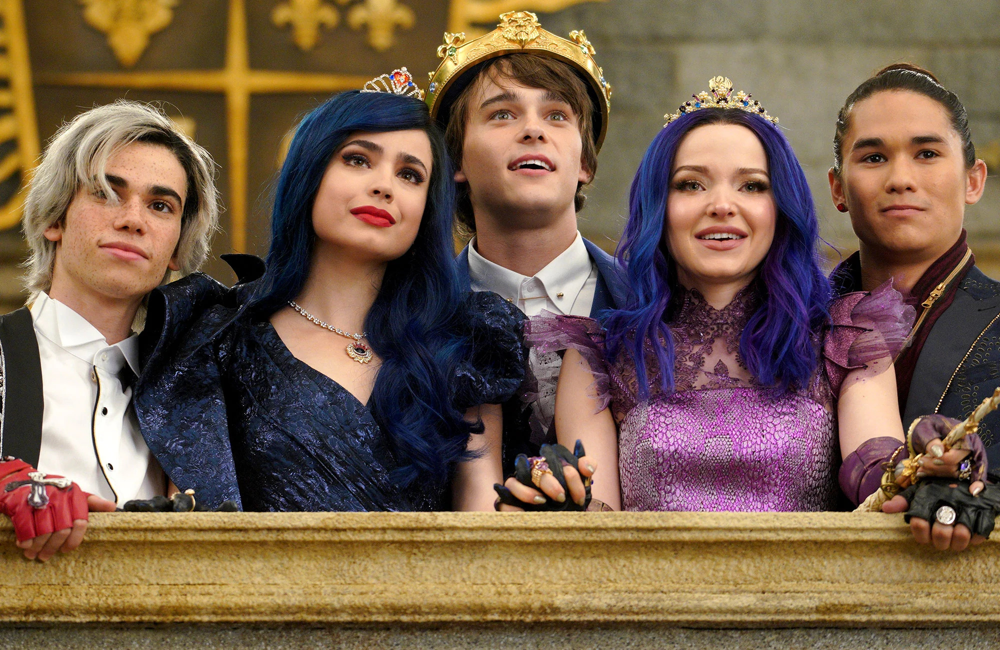 TV Shows, Descendants cast, Behind the scenes, Disney's memorable series, 2000x1300 HD Desktop