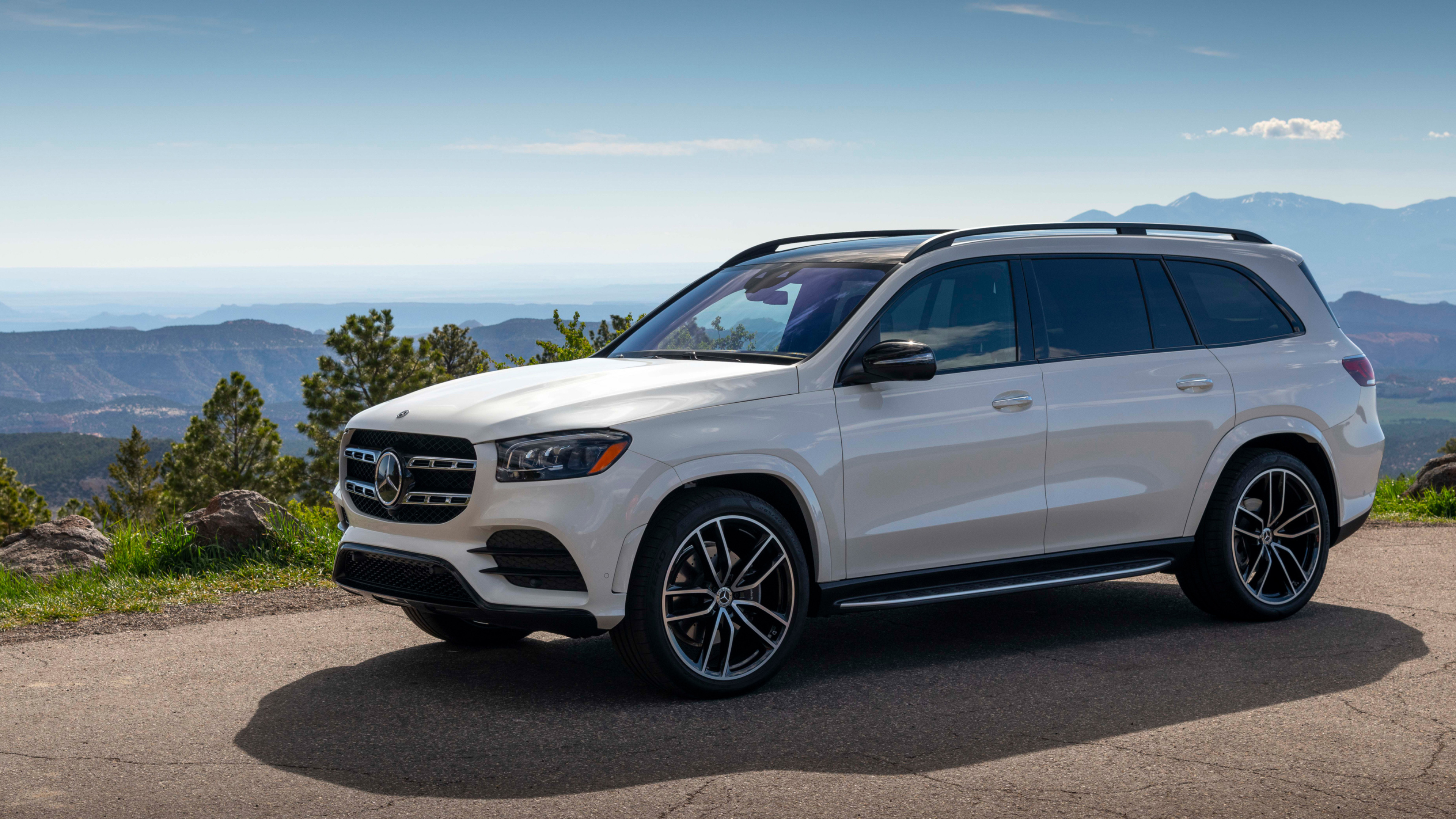 Mercedes-Benz GLS, Cars desktop wallpapers, Diamond white, US spec, 3840x2160 4K Desktop