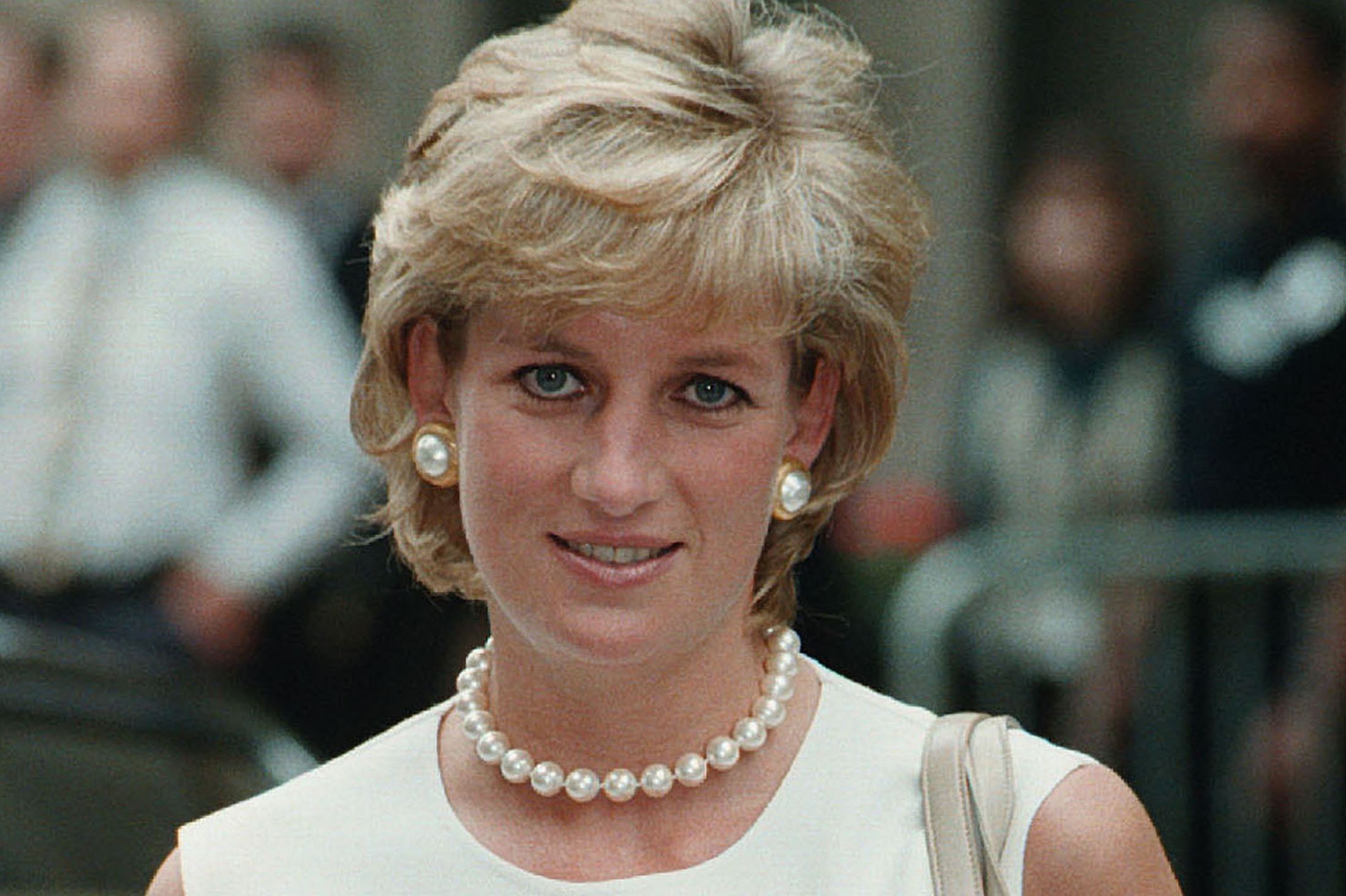 Download latest HD wallpapers, Celebrities, Princess Diana, 2200x1470 HD Desktop