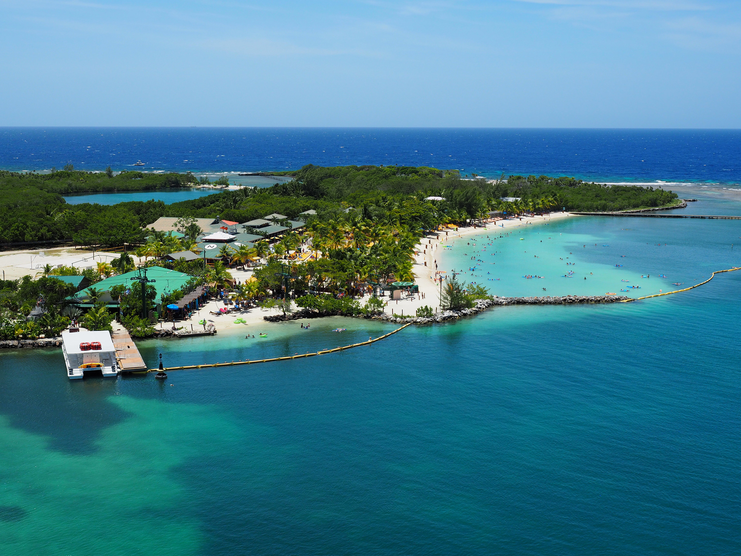 Mahogany Bay, Honduras Wallpaper, 2500x1880 HD Desktop