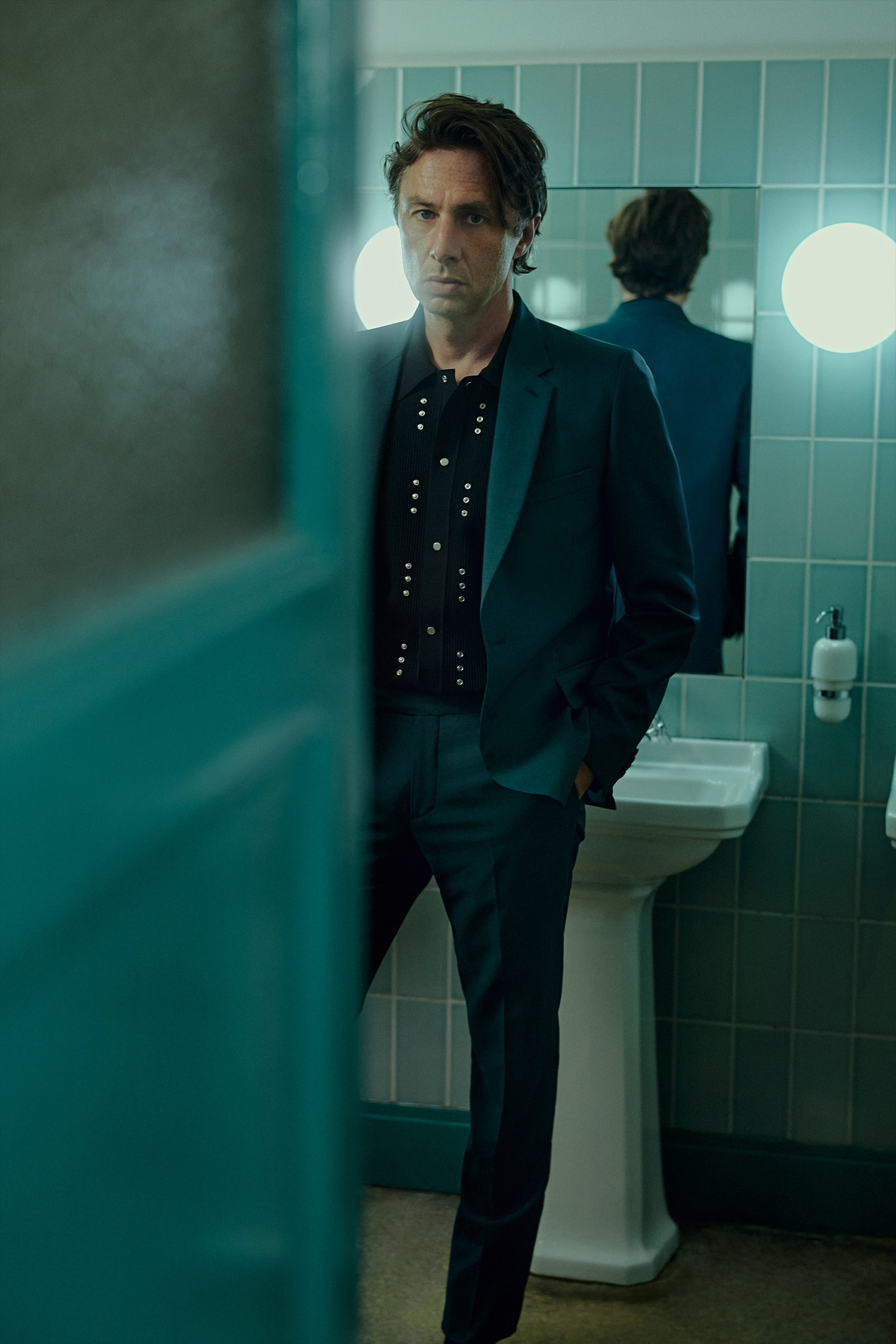 Zach Braff, Journal Mr. Porter, 1600x2400 HD Phone