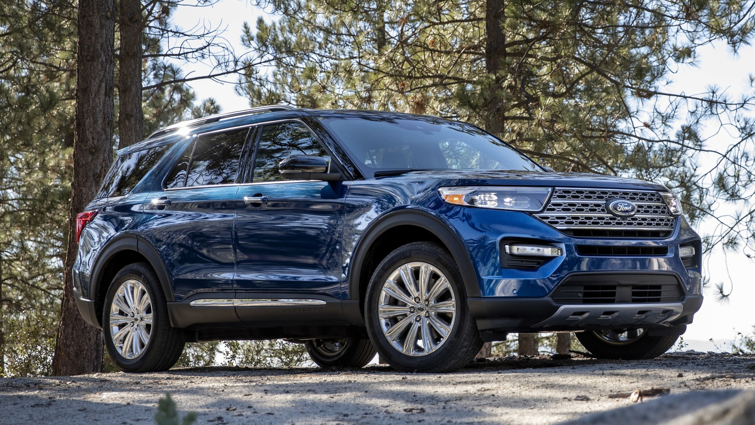 Ford Explorer, 2020 model, Stunning wallpapers, Impressive design, 2560x1440 HD Desktop