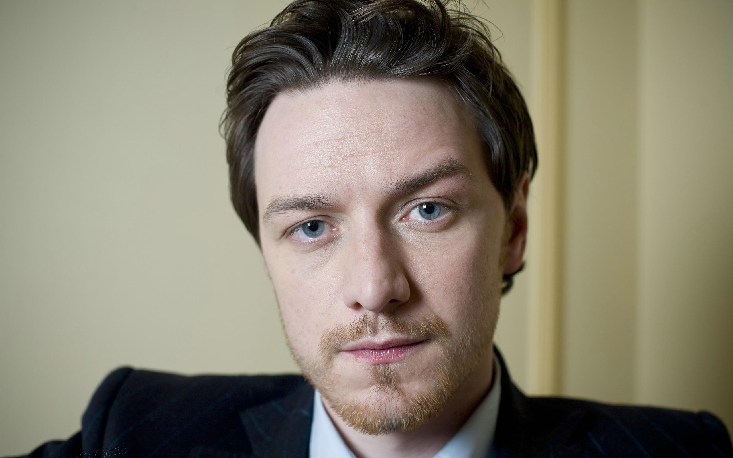 James McAvoy, Actor's wallpaper, High-quality background, 2560x1600 HD Desktop