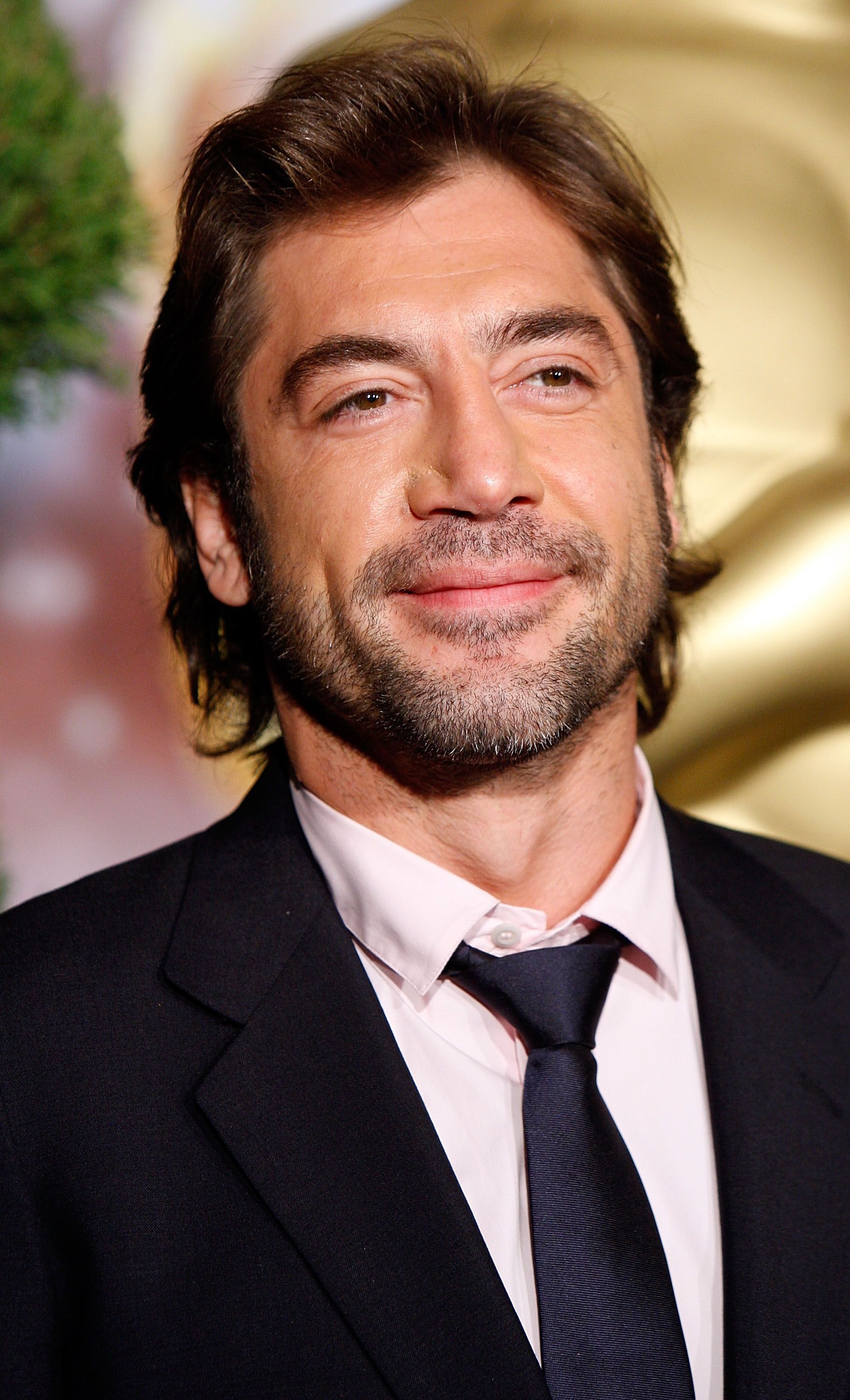 Javier Bardem, Top free, Backgrounds, Wallpapers, 1830x3000 HD Phone