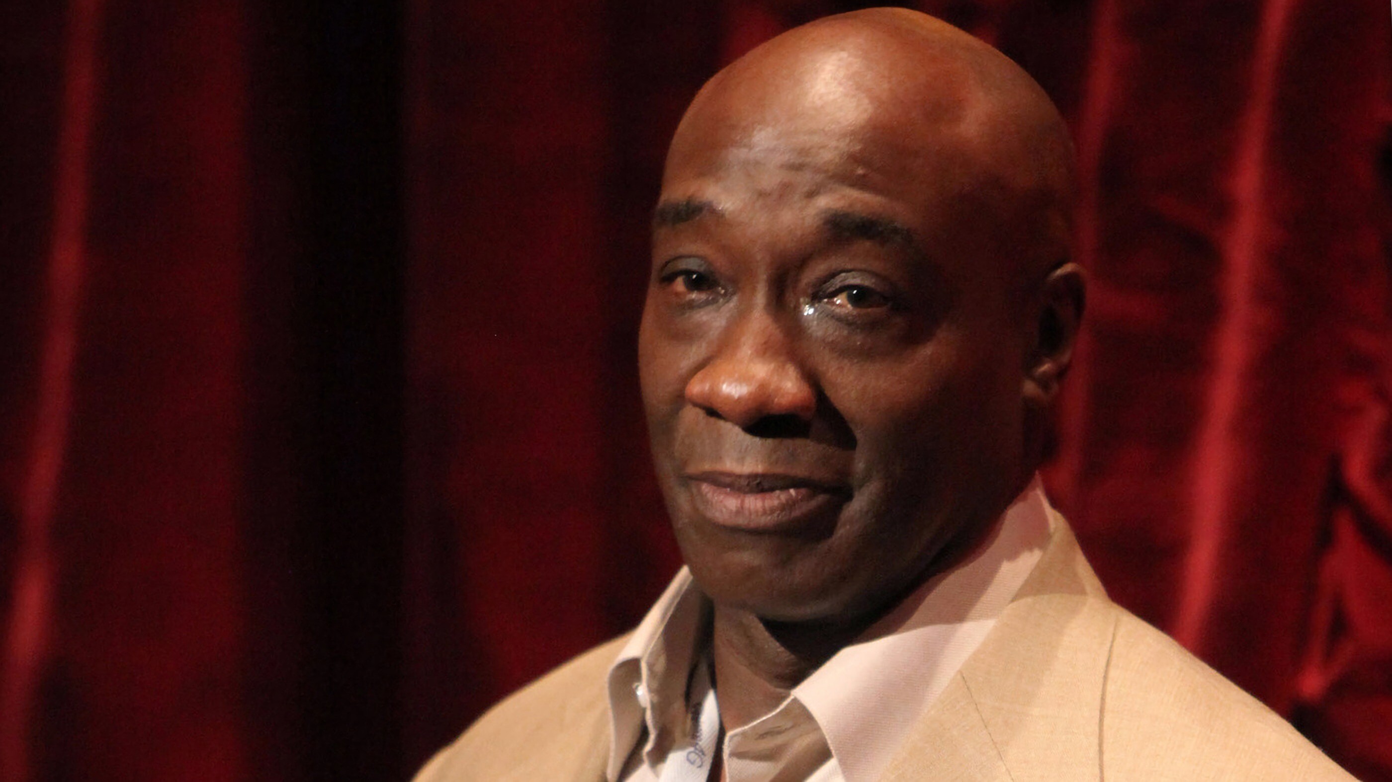 Michael Clarke Duncan, Iconic actor, Unforgettable roles, Notable performances, 2800x1580 HD Desktop