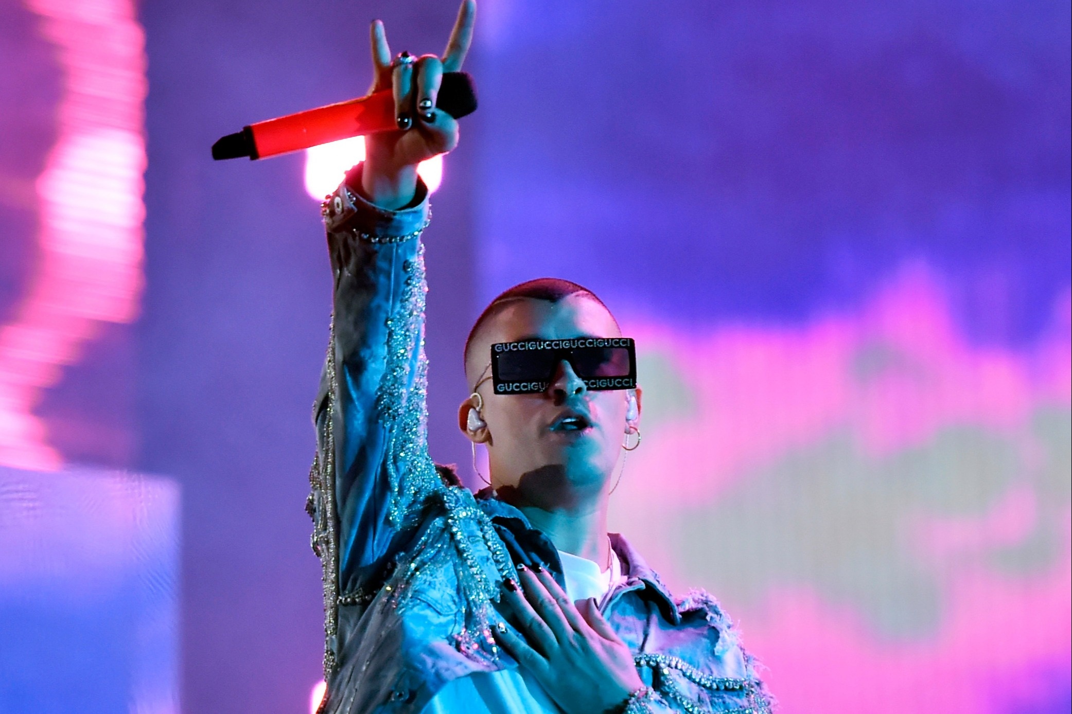 Bad Bunny, Music, Final tour, Retiring, 2090x1390 HD Desktop