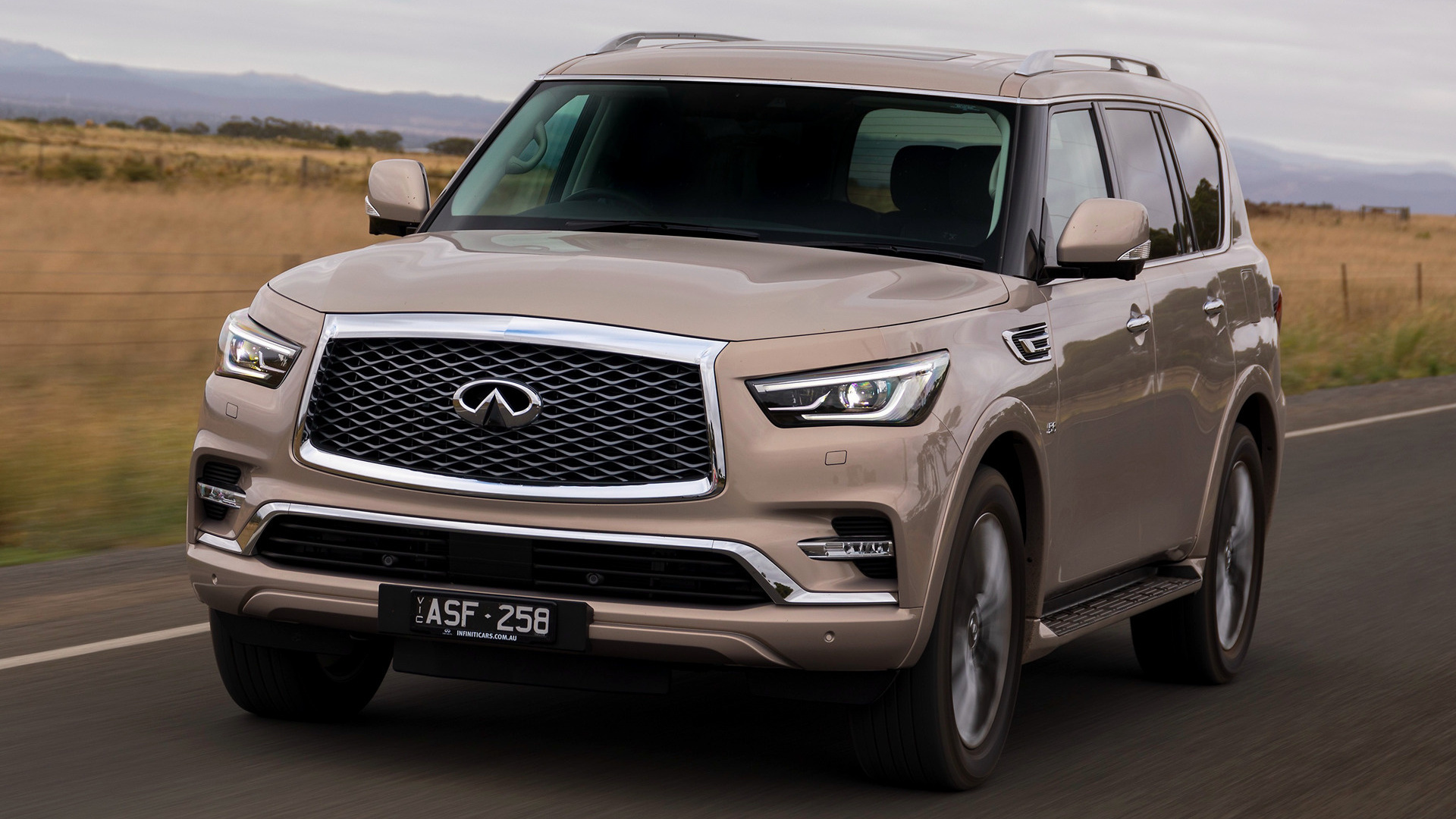Infiniti QX80, Opulent interior, Advanced technology, Smooth ride, 1920x1080 Full HD Desktop