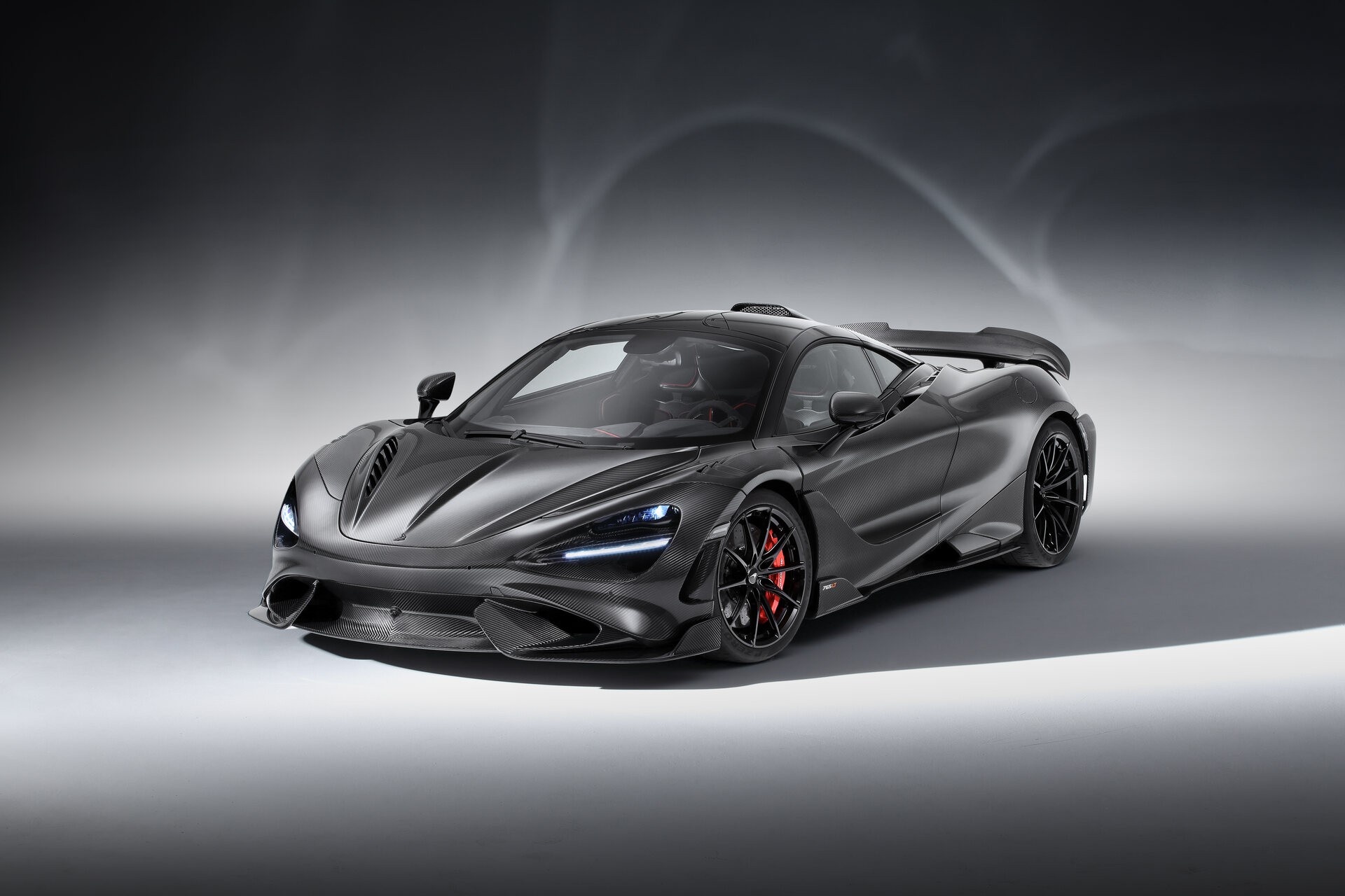 Carbon Version, McLaren 765LT Wallpaper, 1920x1280 HD Desktop
