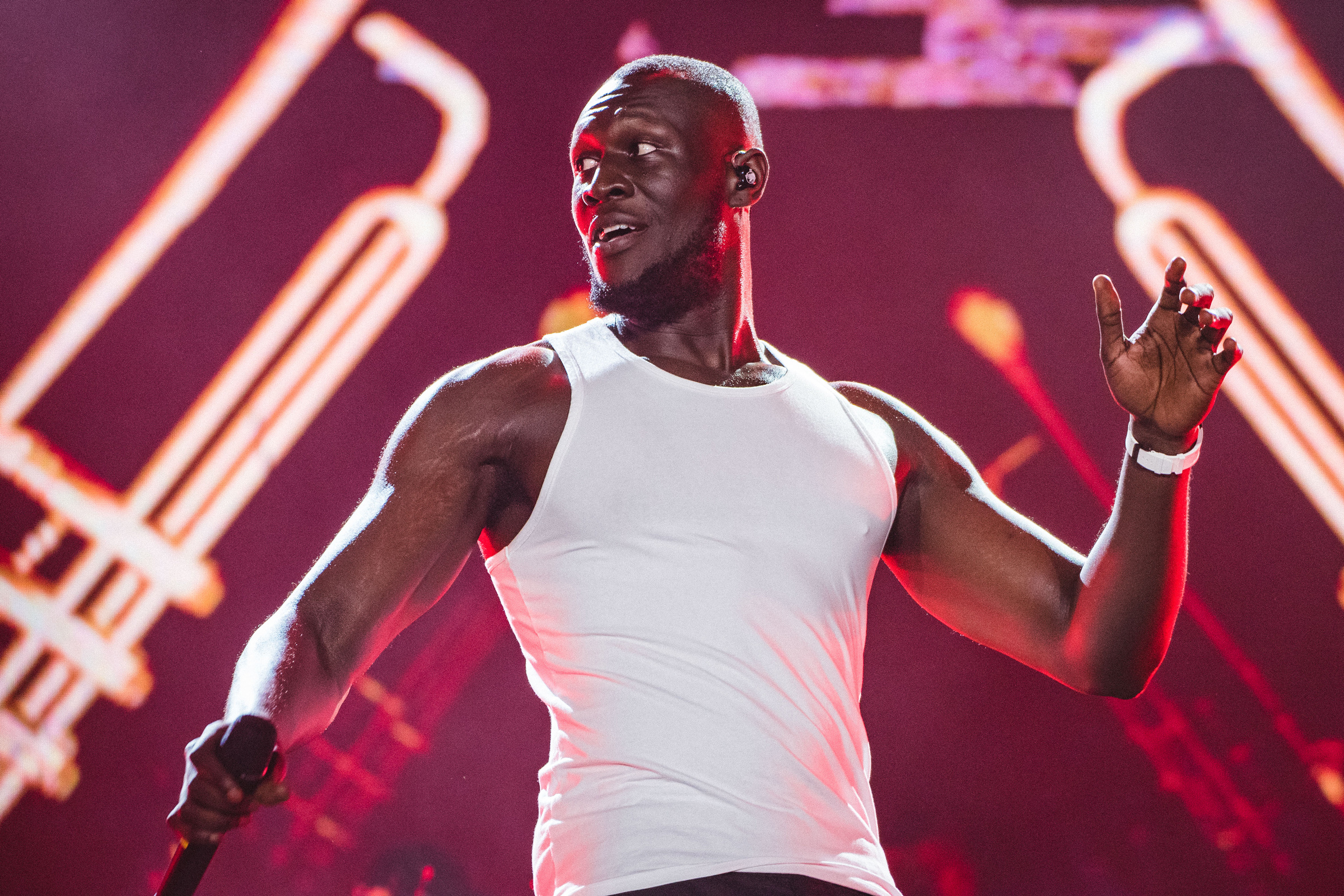 Stormzy, Asian shows, coronavirus fears, Rolling Stone, 2400x1600 HD Desktop