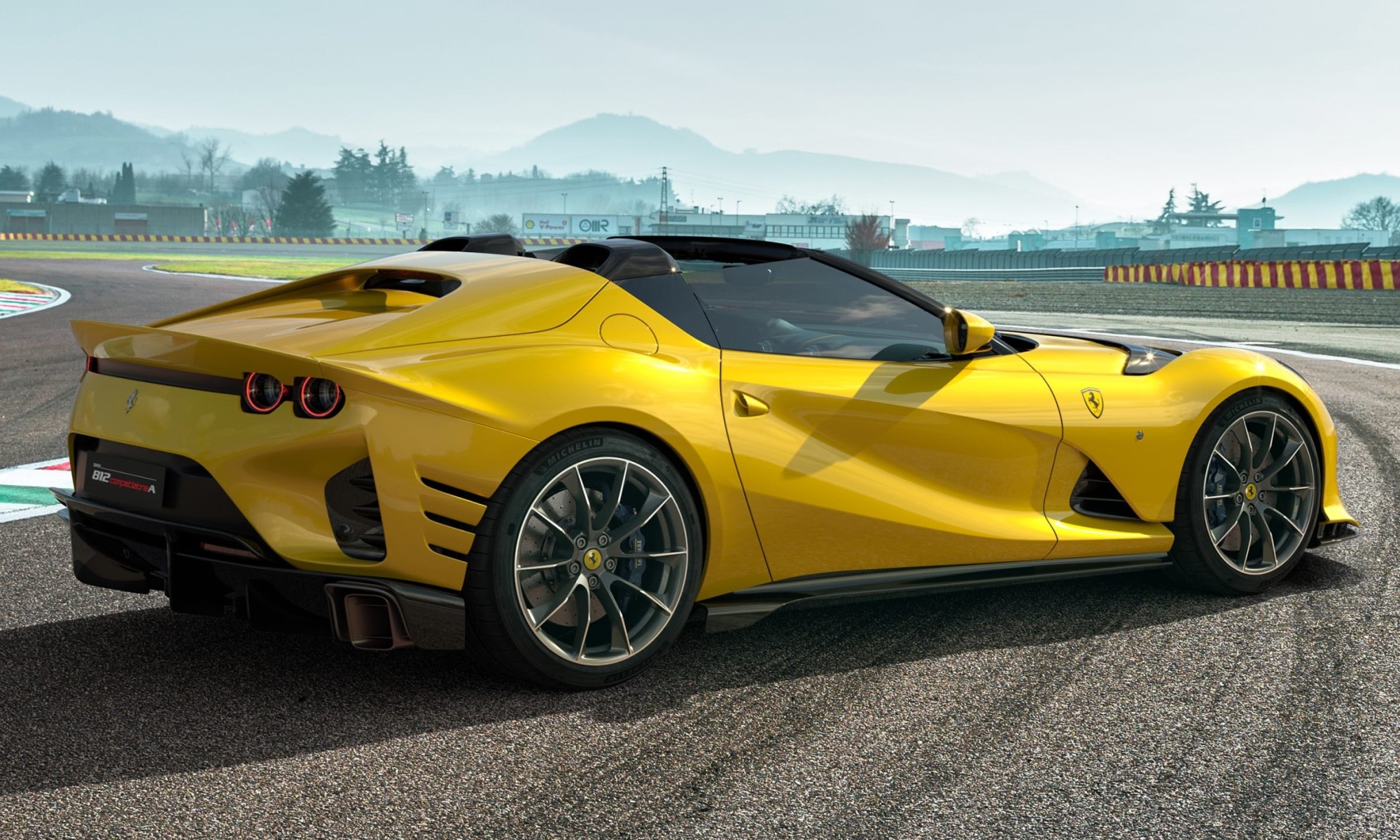 Ferrari 812 Competizione, Twins debut wvideo, Double apex, Competizione twins, 2000x1200 HD Desktop
