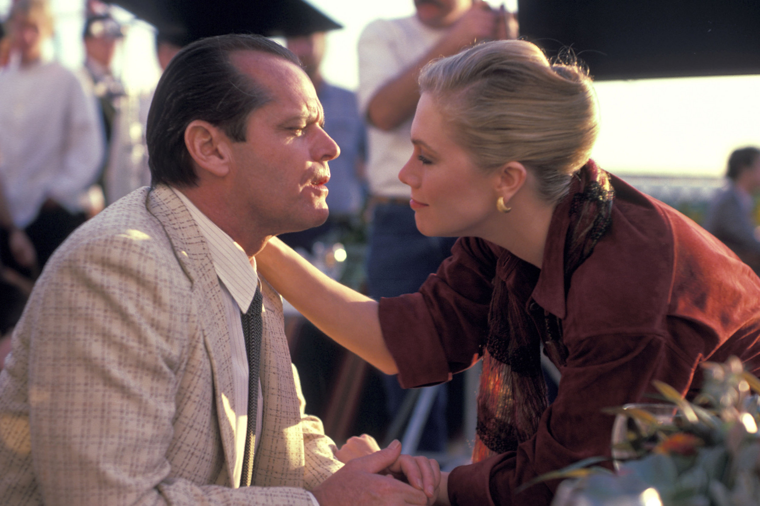 Kathleen Turner, Accomplished actor, Versatility, Acting skills, 2500x1670 HD Desktop